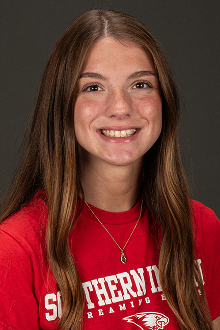 Rylyn Taylor Head Shot