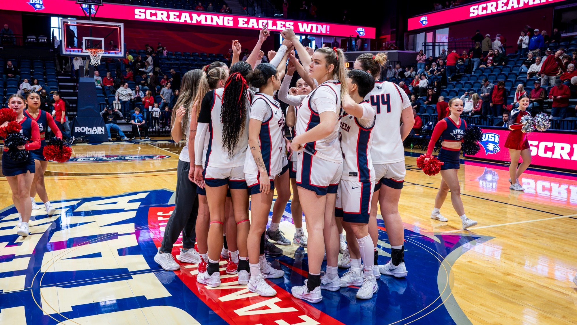 20260214_WBB_vs_TTU_celebration_huddle