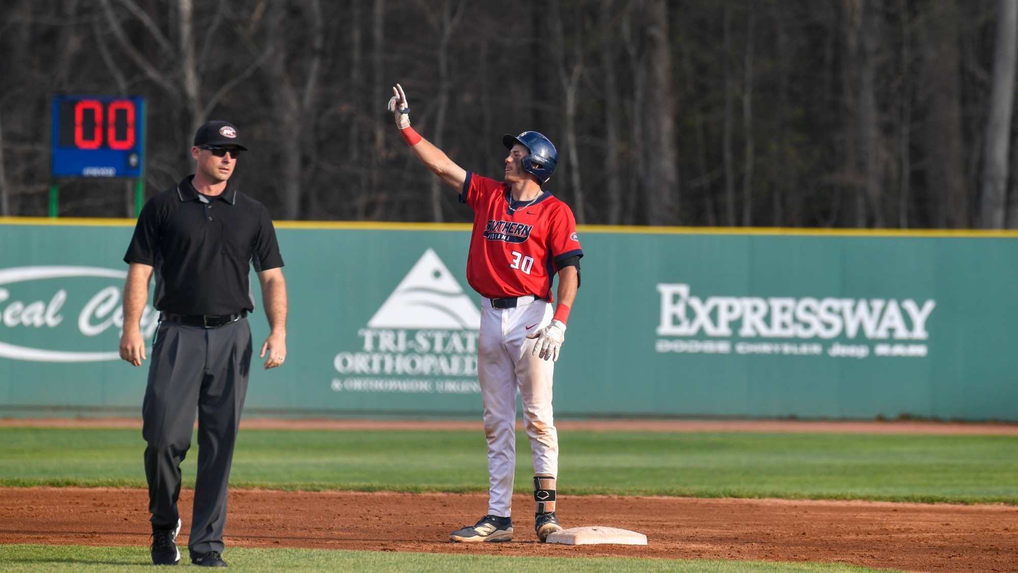 20260403_BB_vs_SIUE_wall