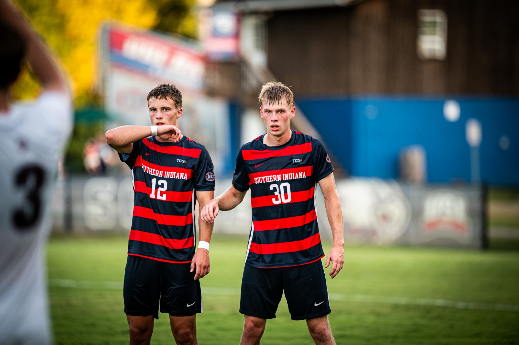 Nolan Stevens and Oliver Church wait for the ball