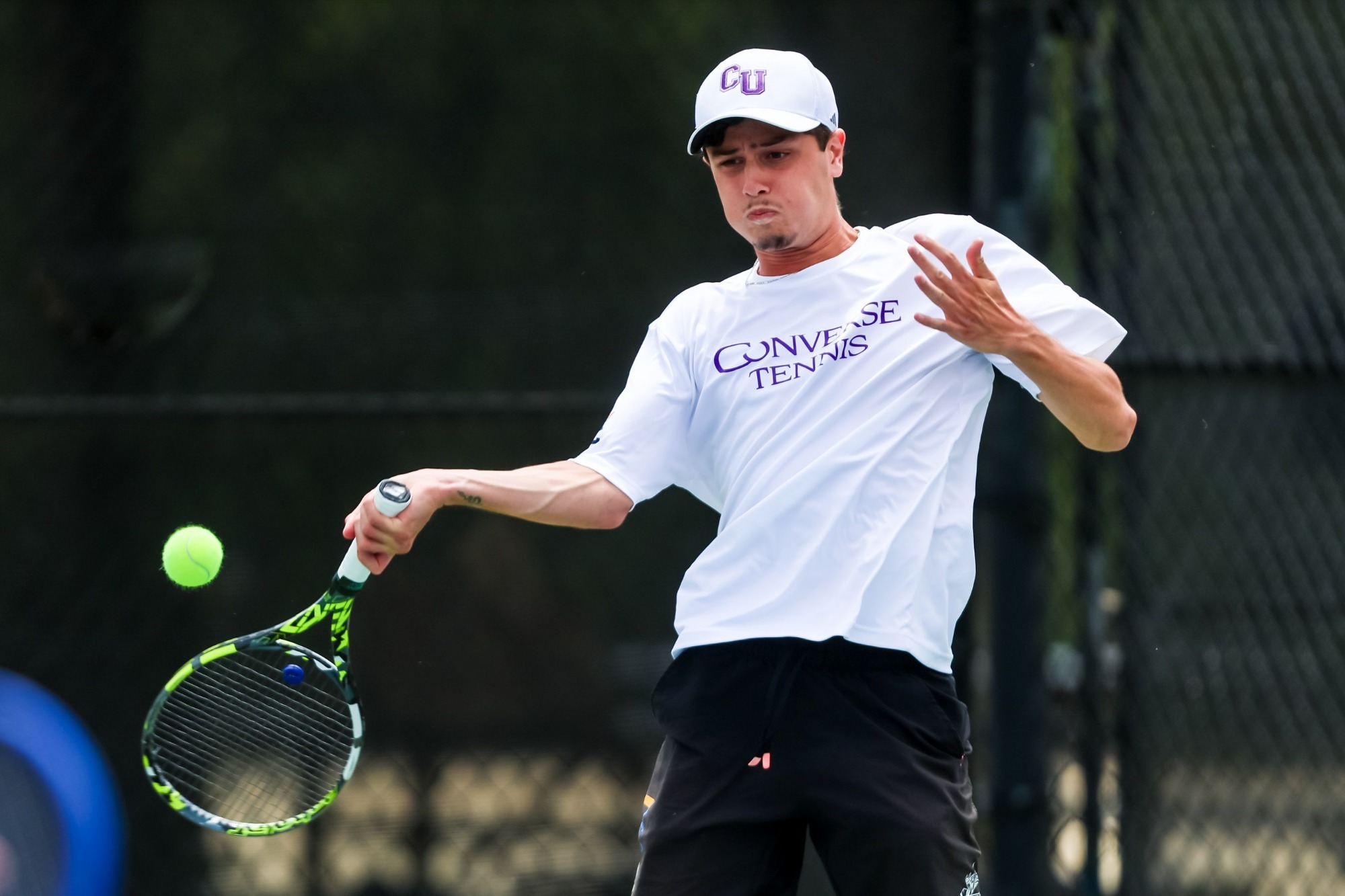 Marty returns a forehand