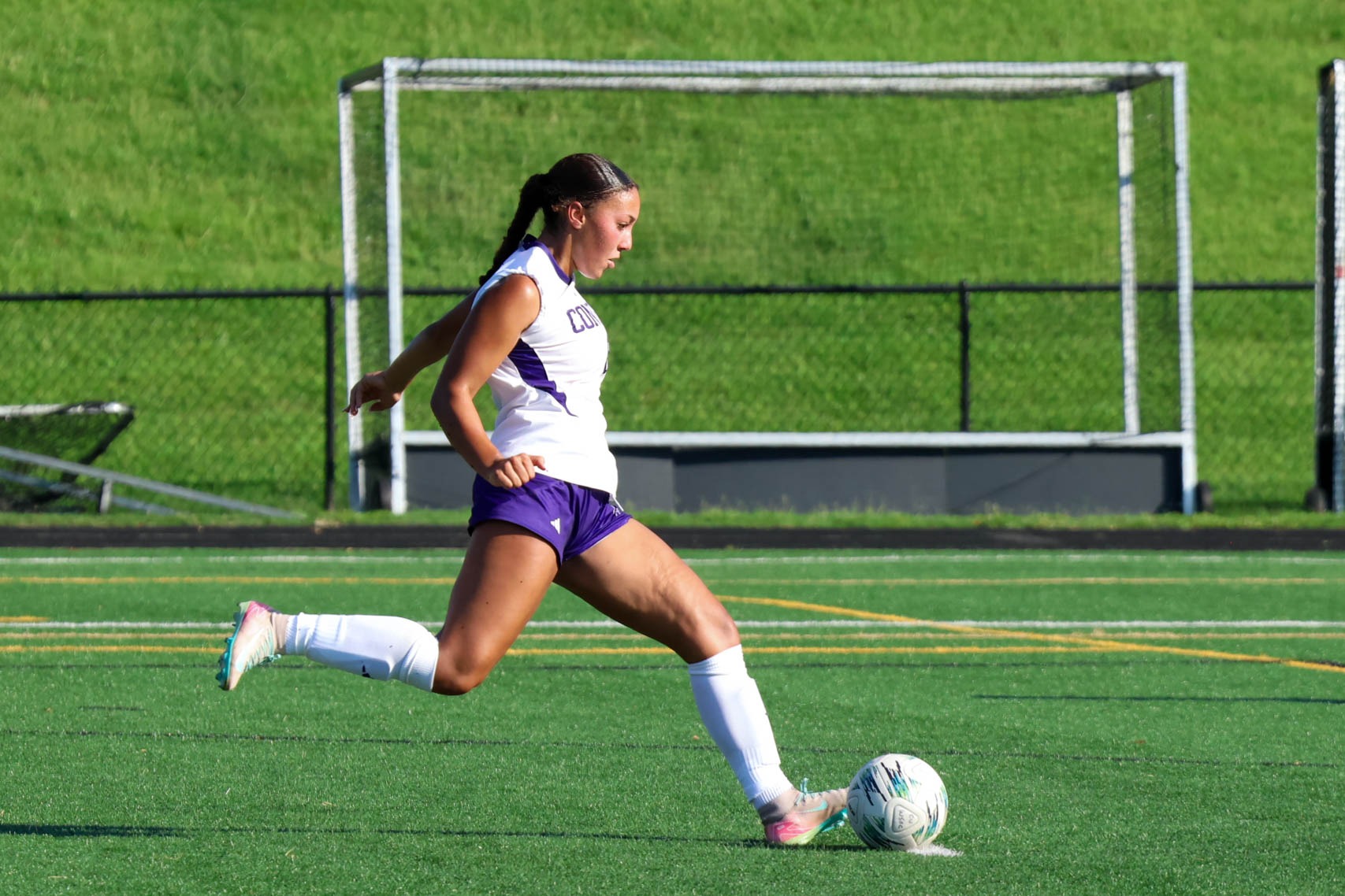 Sierra Criner prepares for a free kick