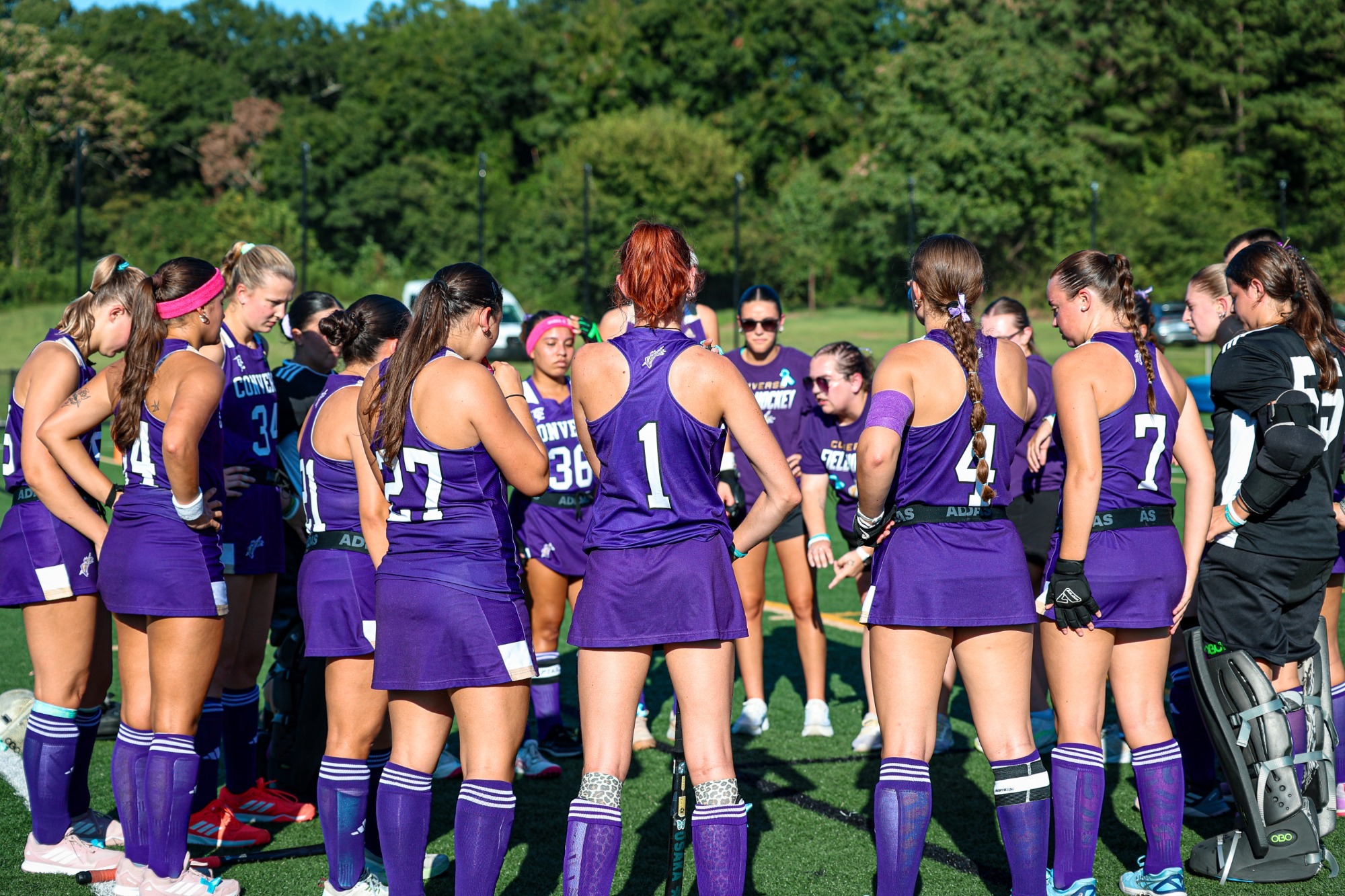 2026 Field Hockey Team Huddle
