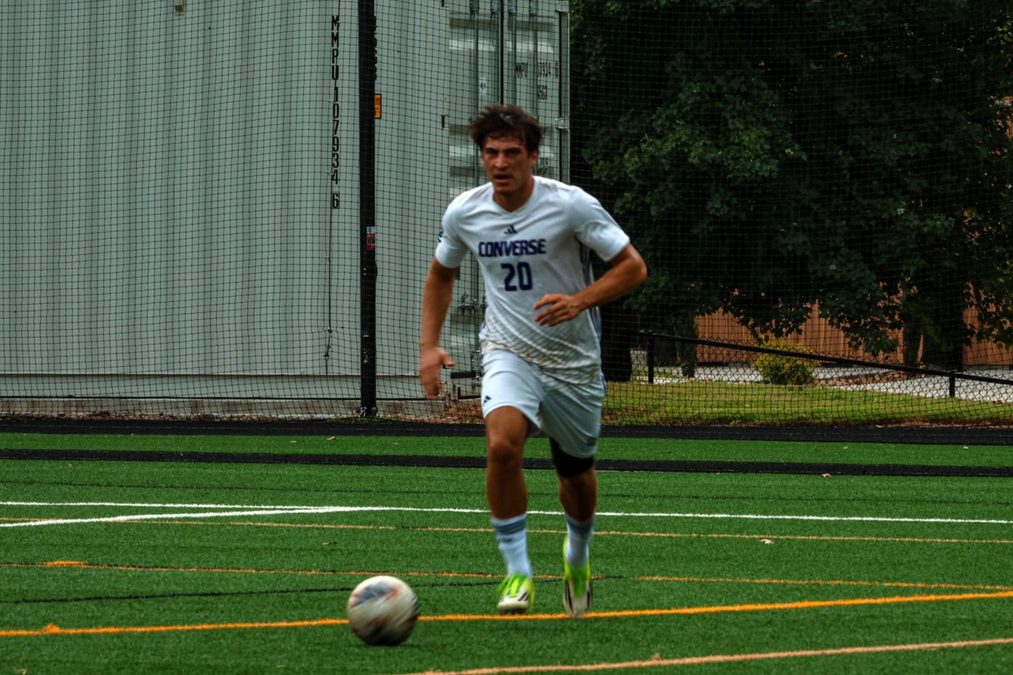 Raphael Schneider controls the ball in open space against Ferrum
