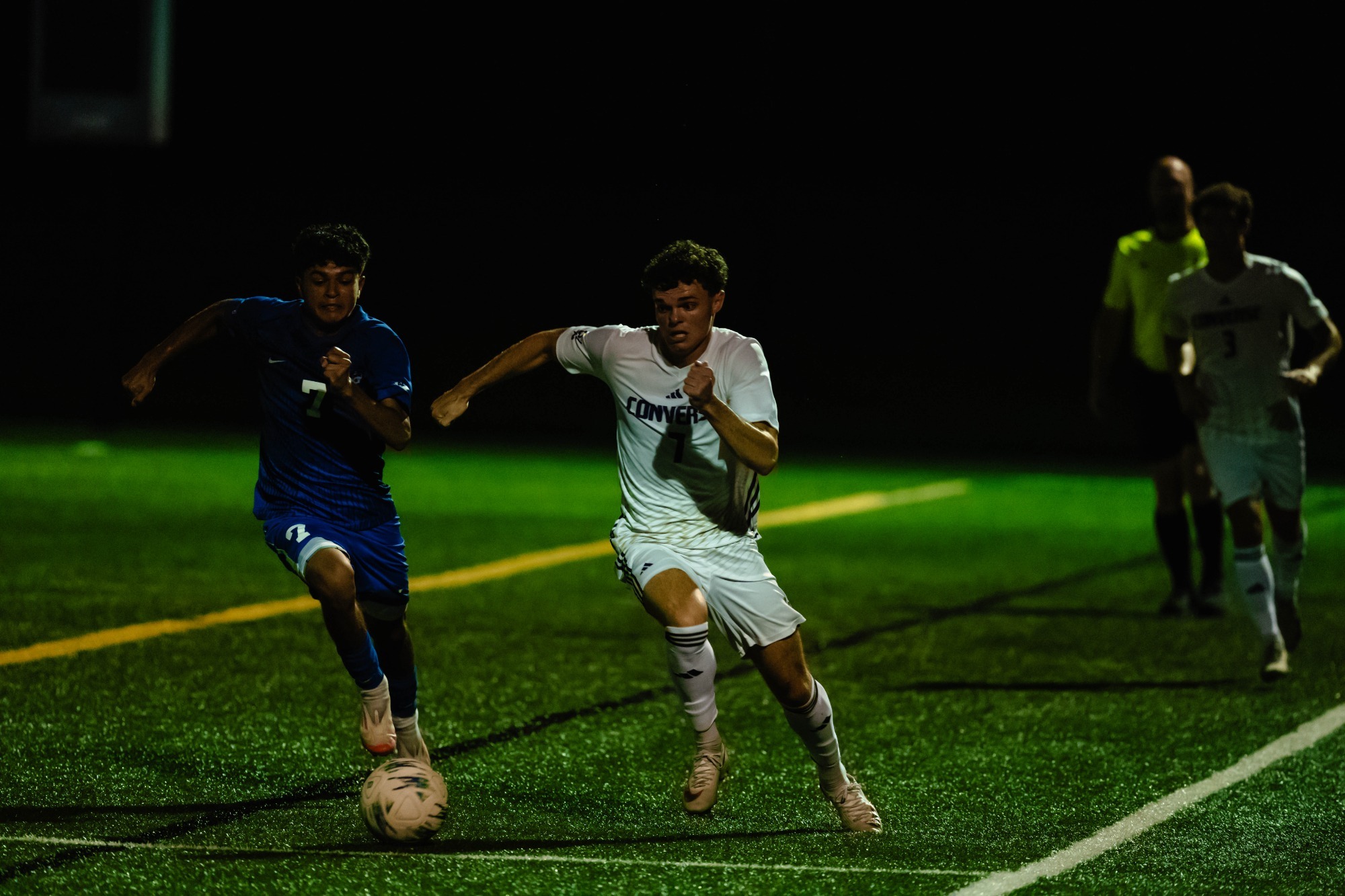 Levi Bankirer chases a ball past the defender