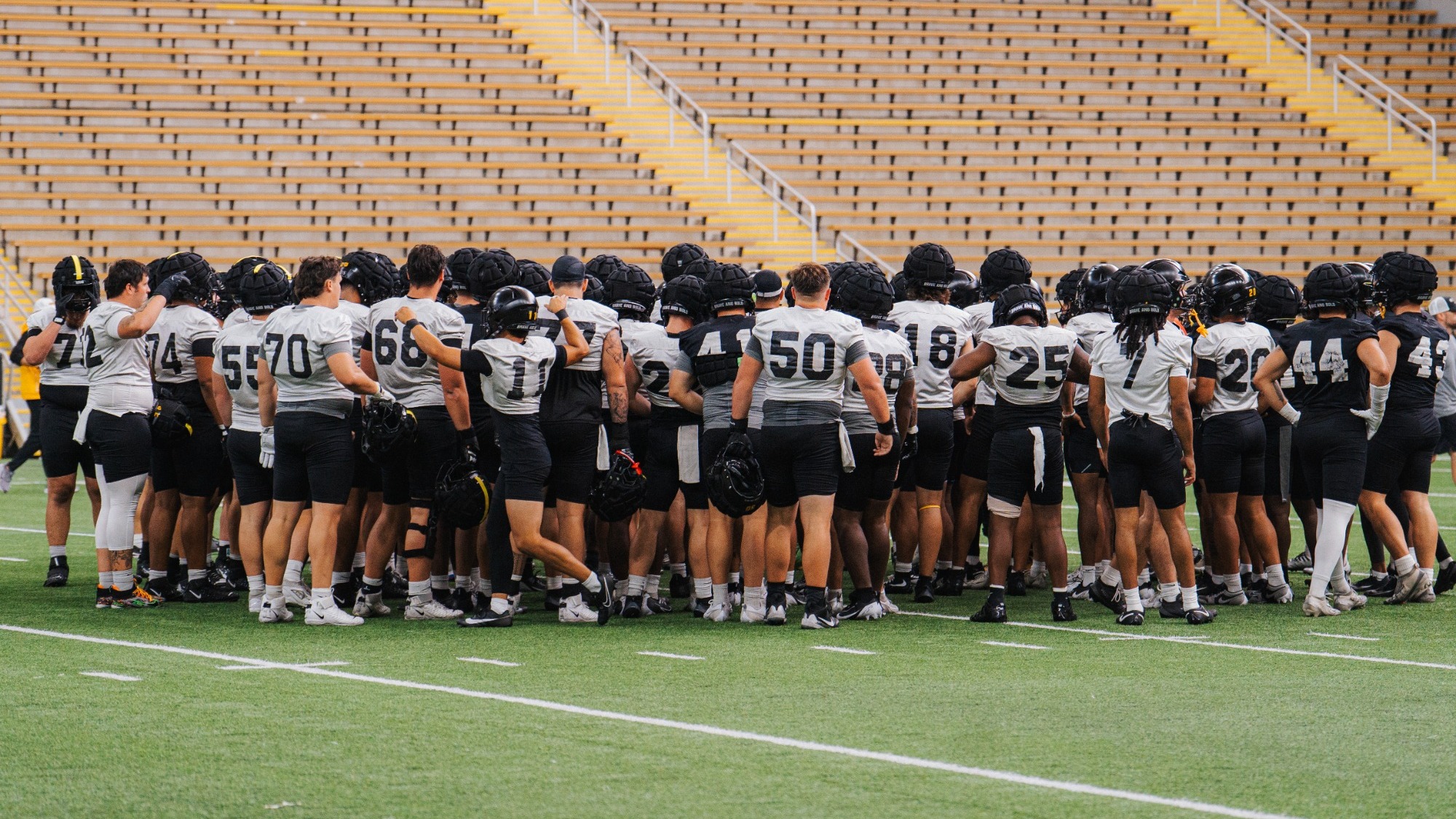 FB huddle