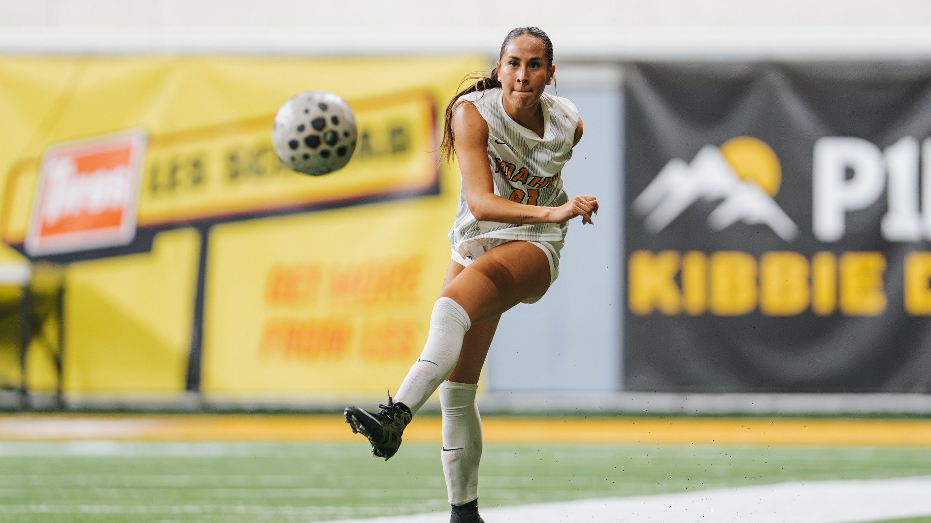 Vandals Close Road trip with Win over UC Davis