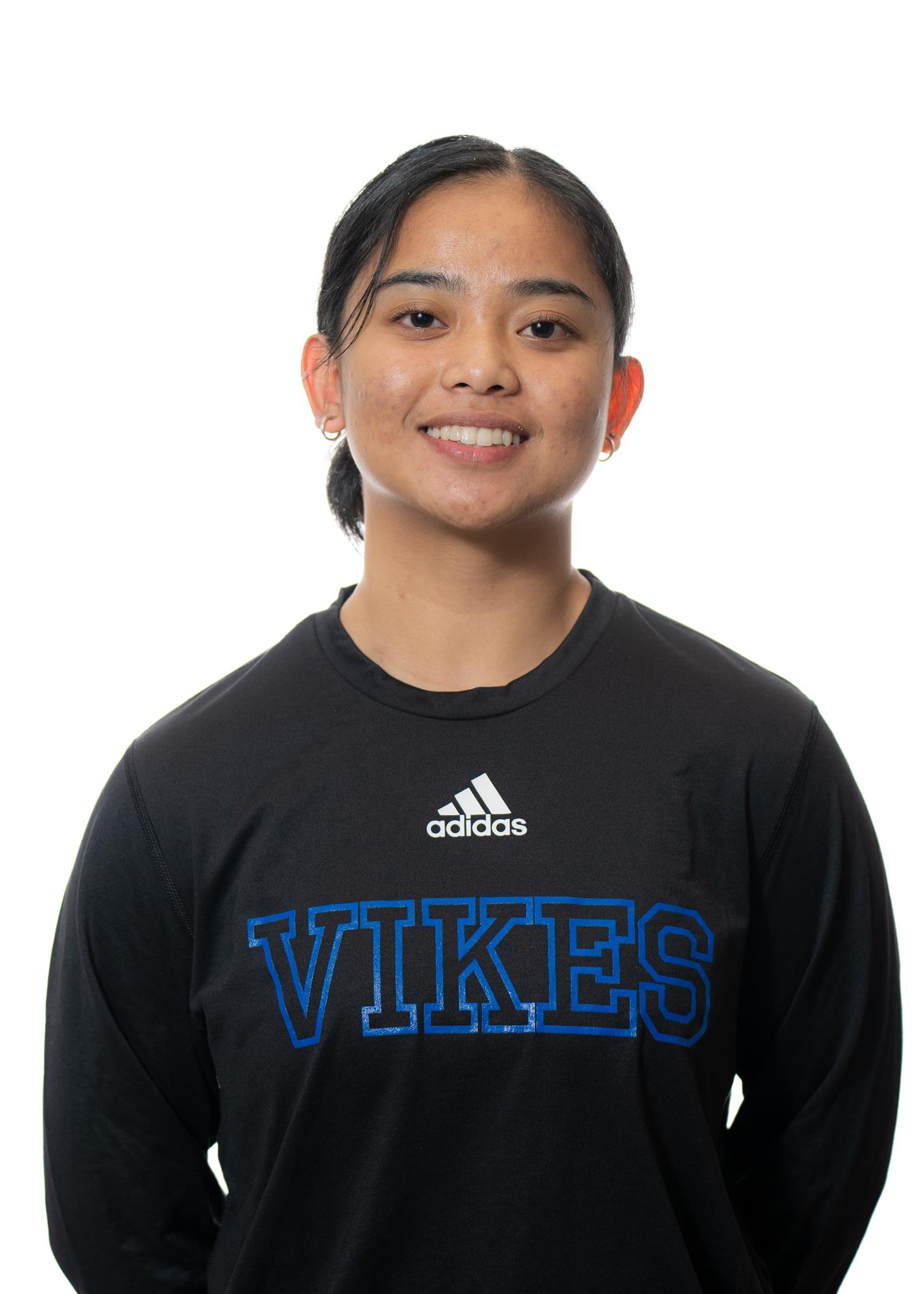 Vivian Arellano 2022 Headshot