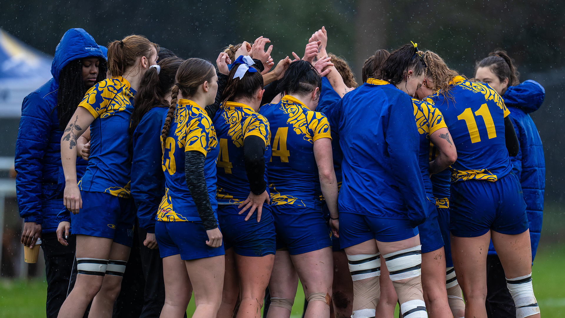WRUG huddle