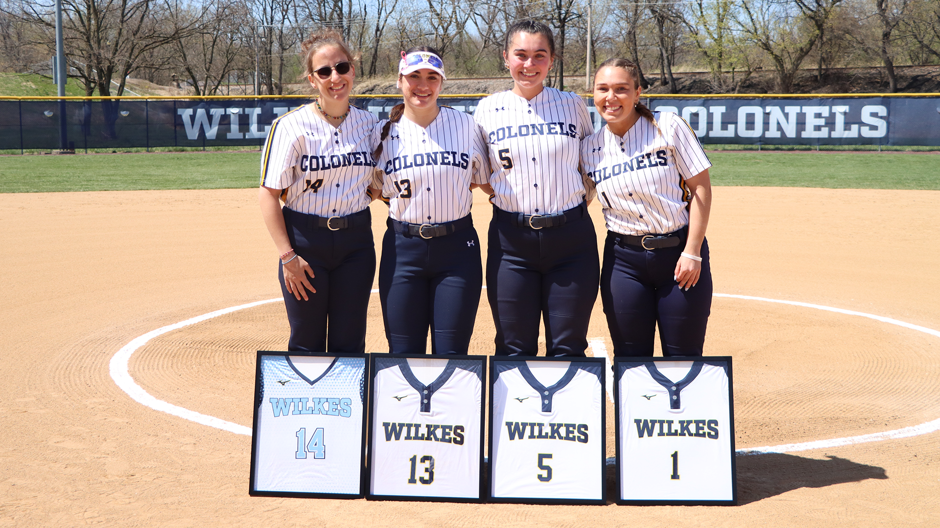 Softball Senior Day 2026
