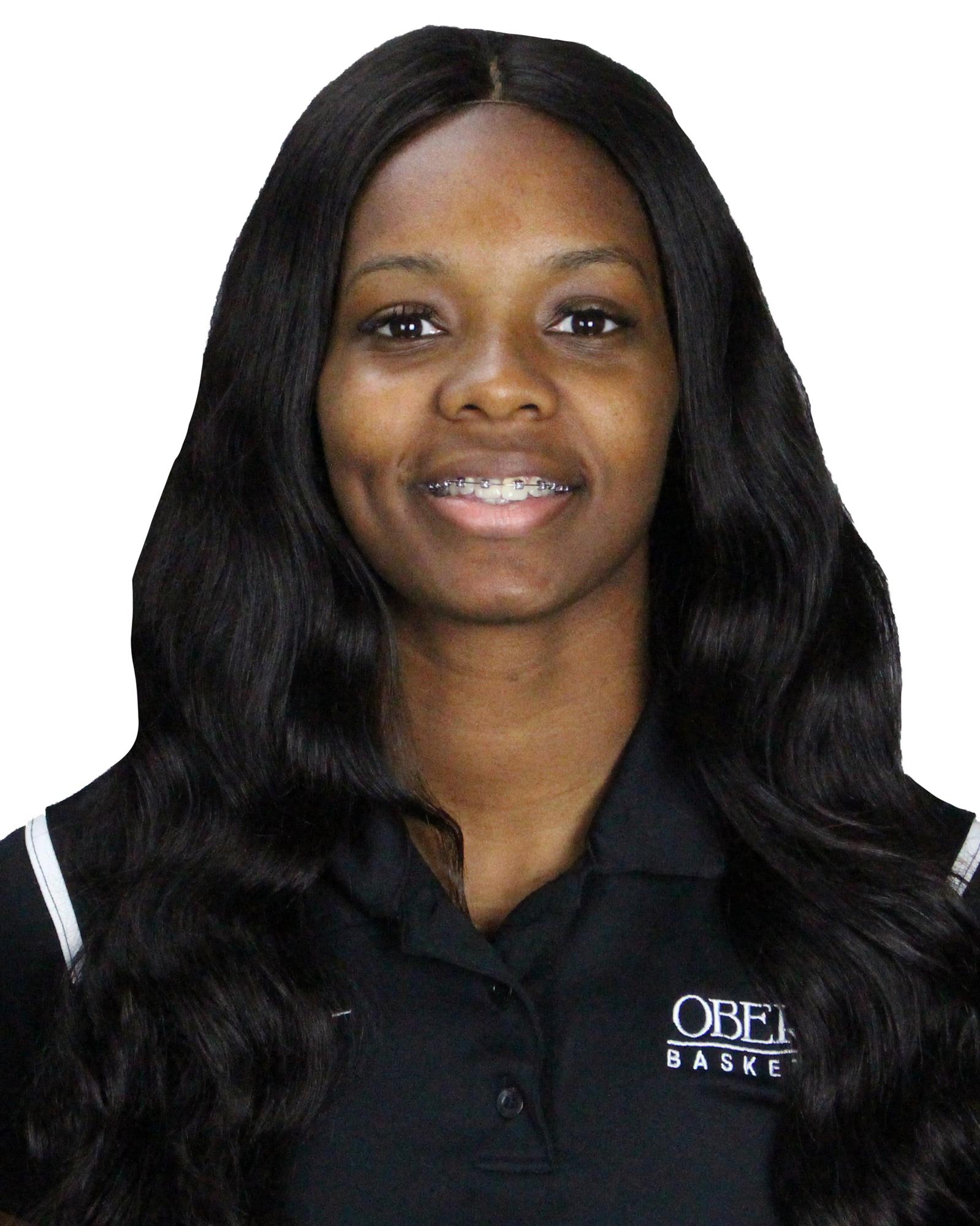 Chanel Green Head Shot 2