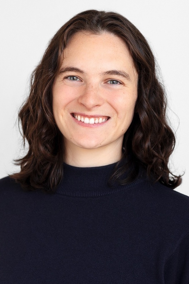 Amanda Phillips Headshots