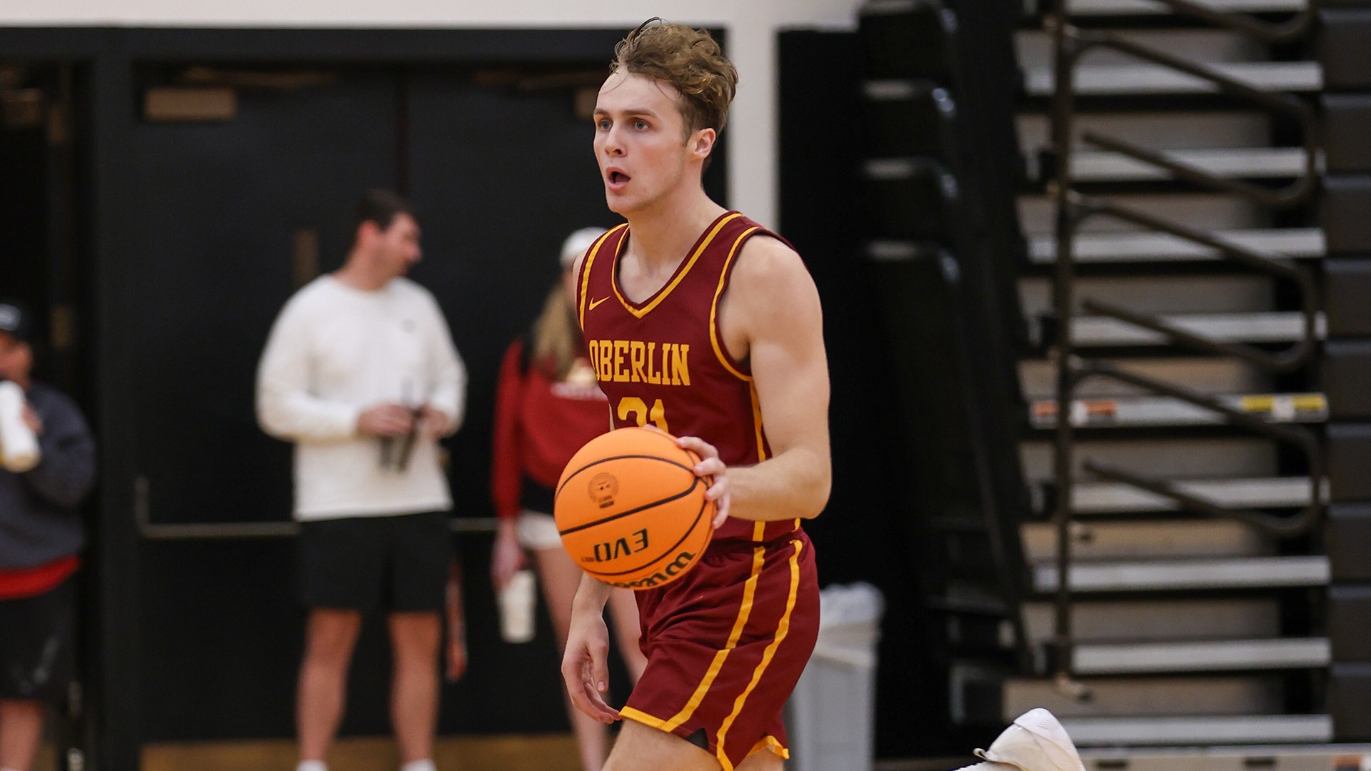 Yeomen Bite the Bulldogs in Season Opener Oberlin College Athletics
