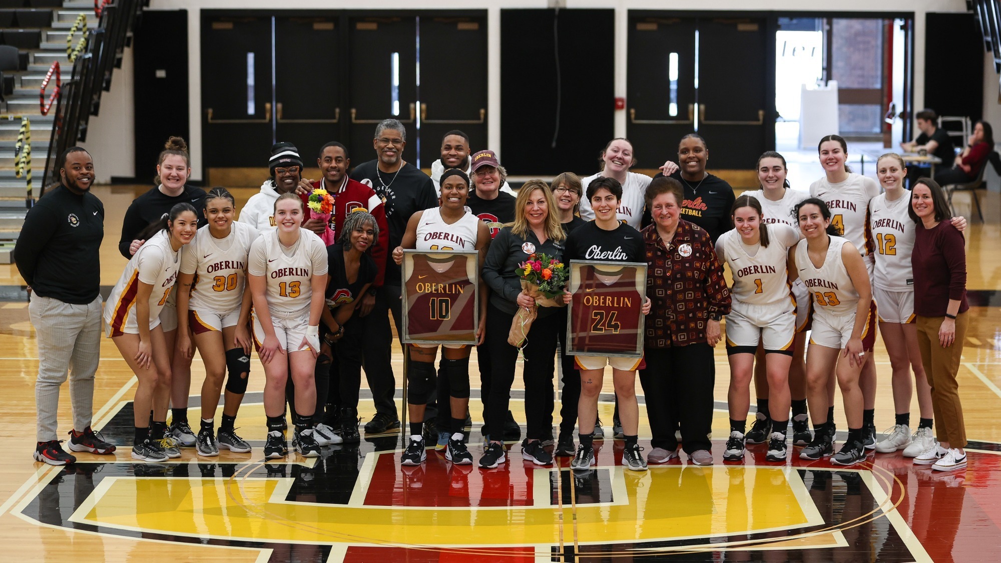Women’s Basketball Celebrates Senior Day in Historic Fashion Oberlin