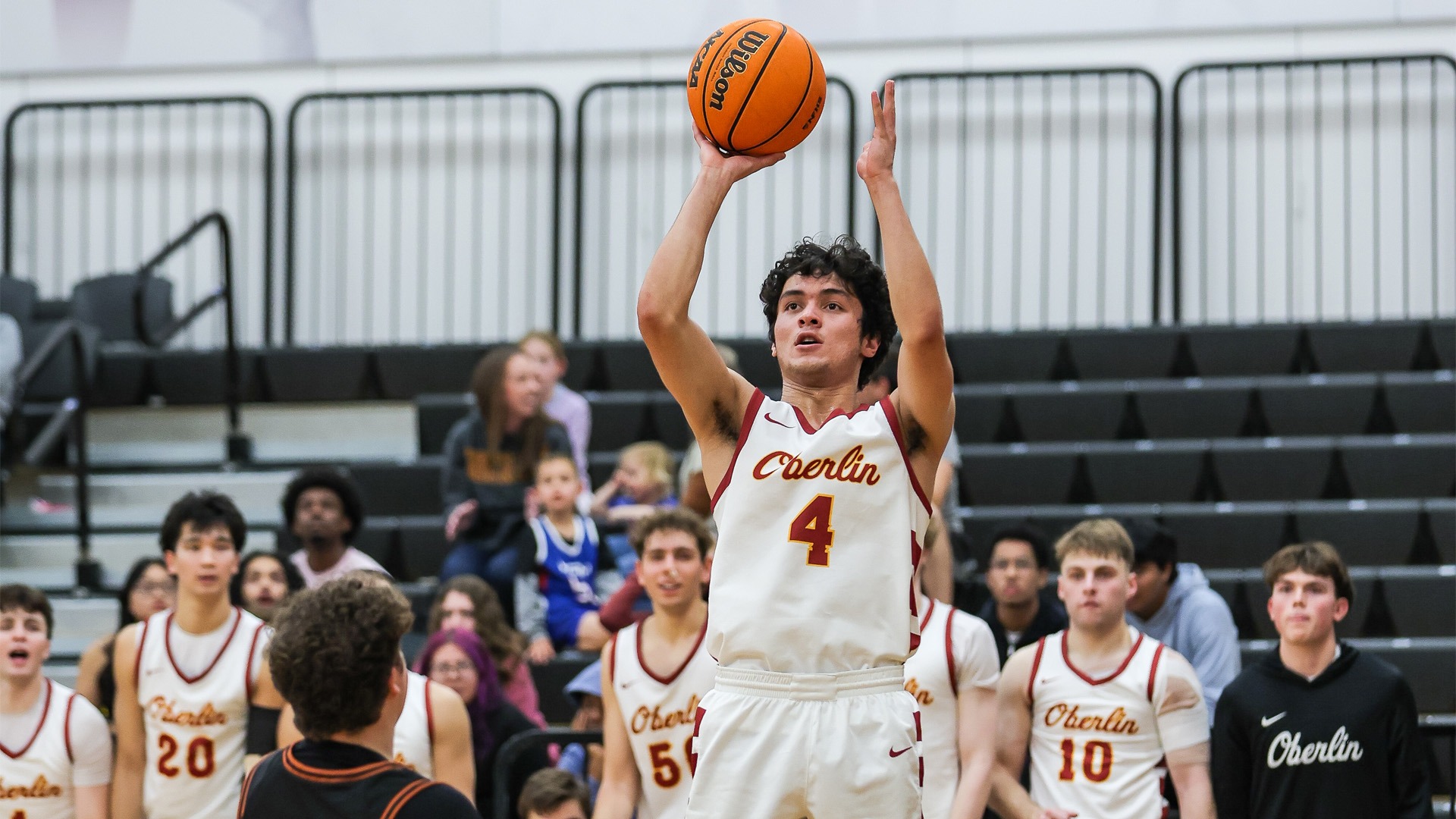 Liam Gray shooting the ball