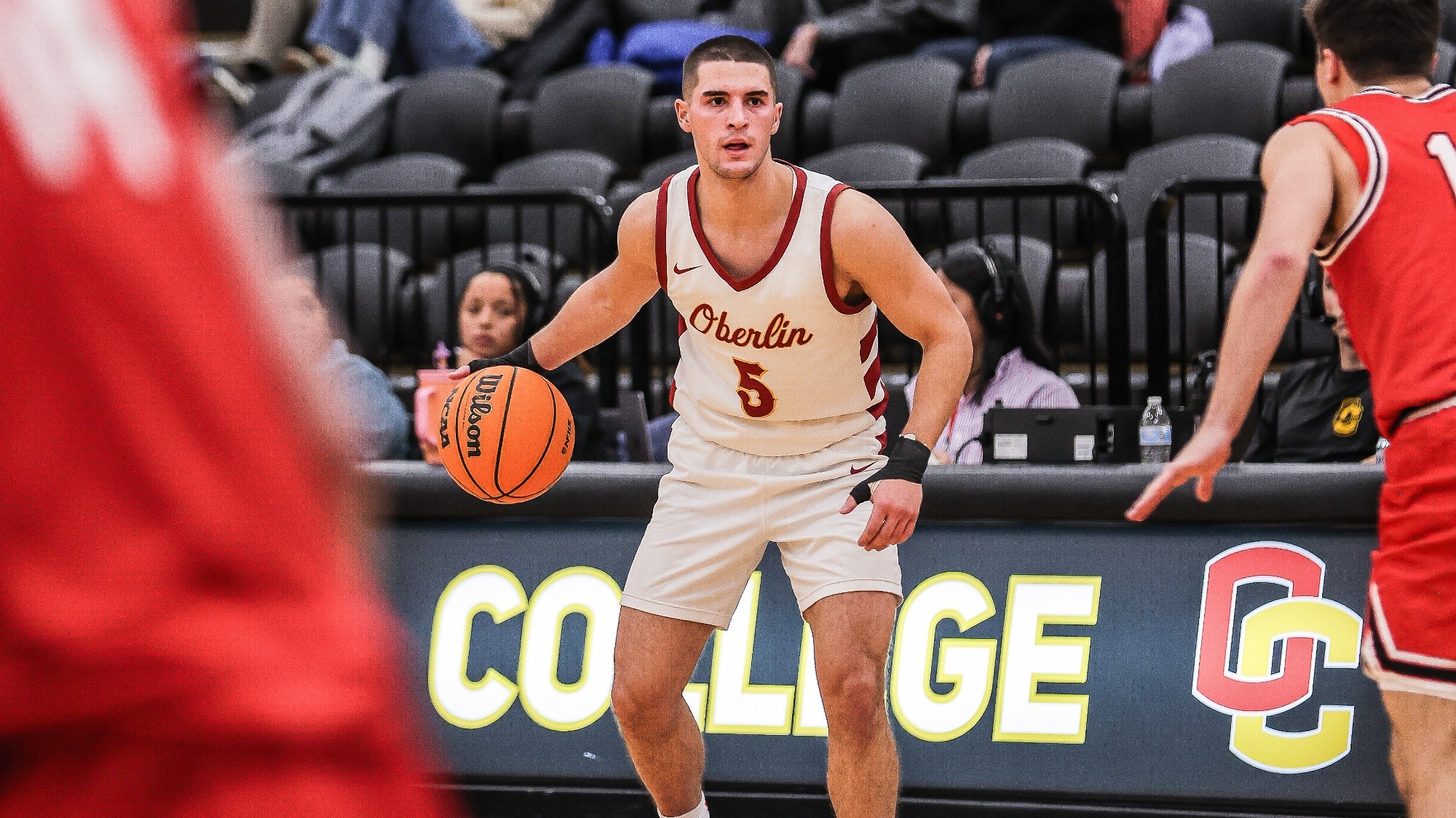 Matt Andreopoulos dribbling basketball
