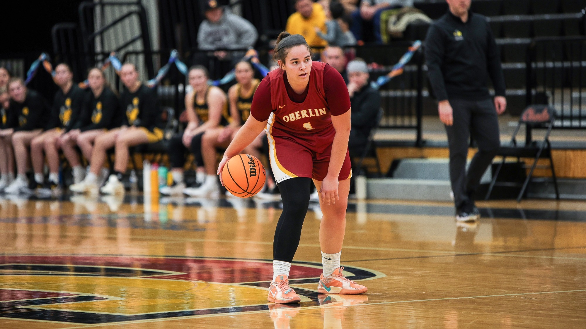 Ellie Pollock-Ballard dribbling the basketball 
