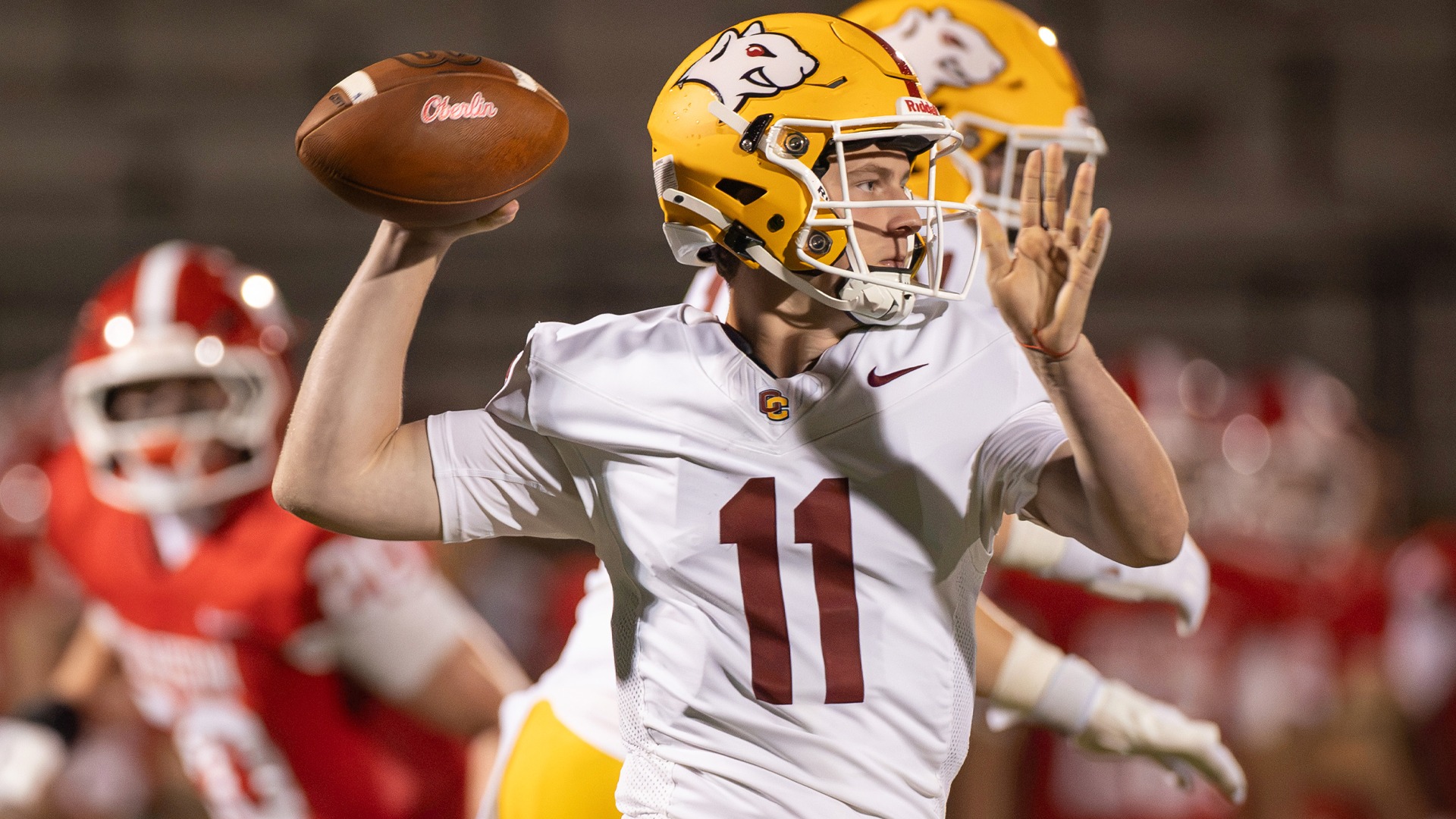 Ben Suler throwing football