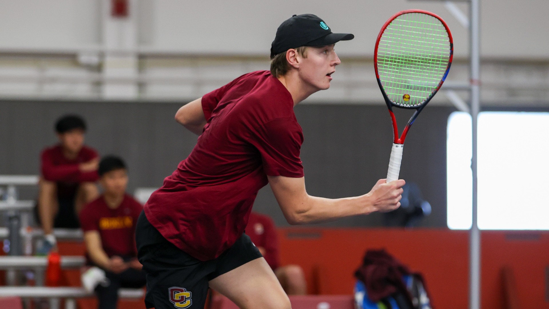 Oliver Knijnenburg watching the other side of the net