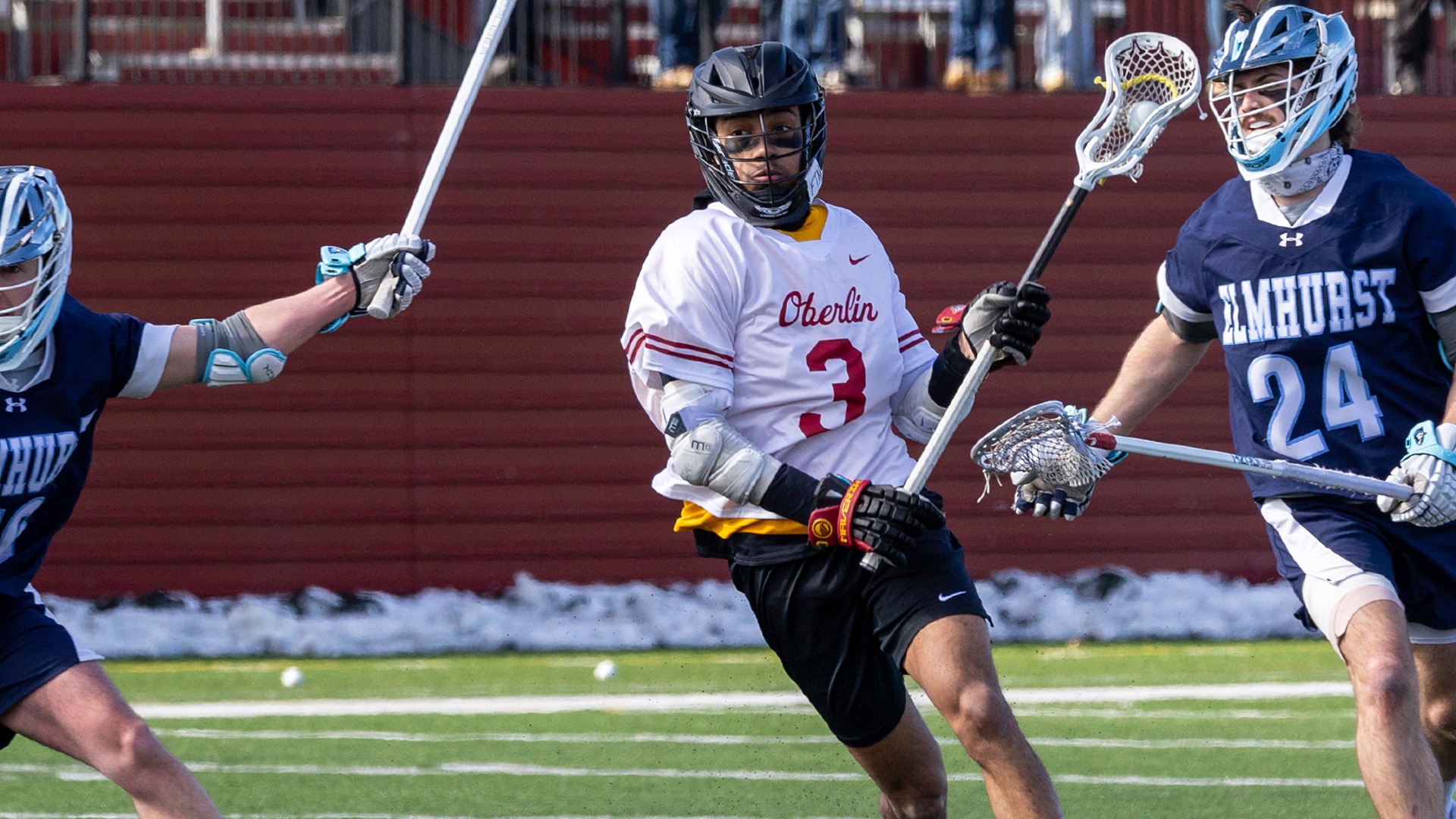 Solomon Brennan running down the field with the ball