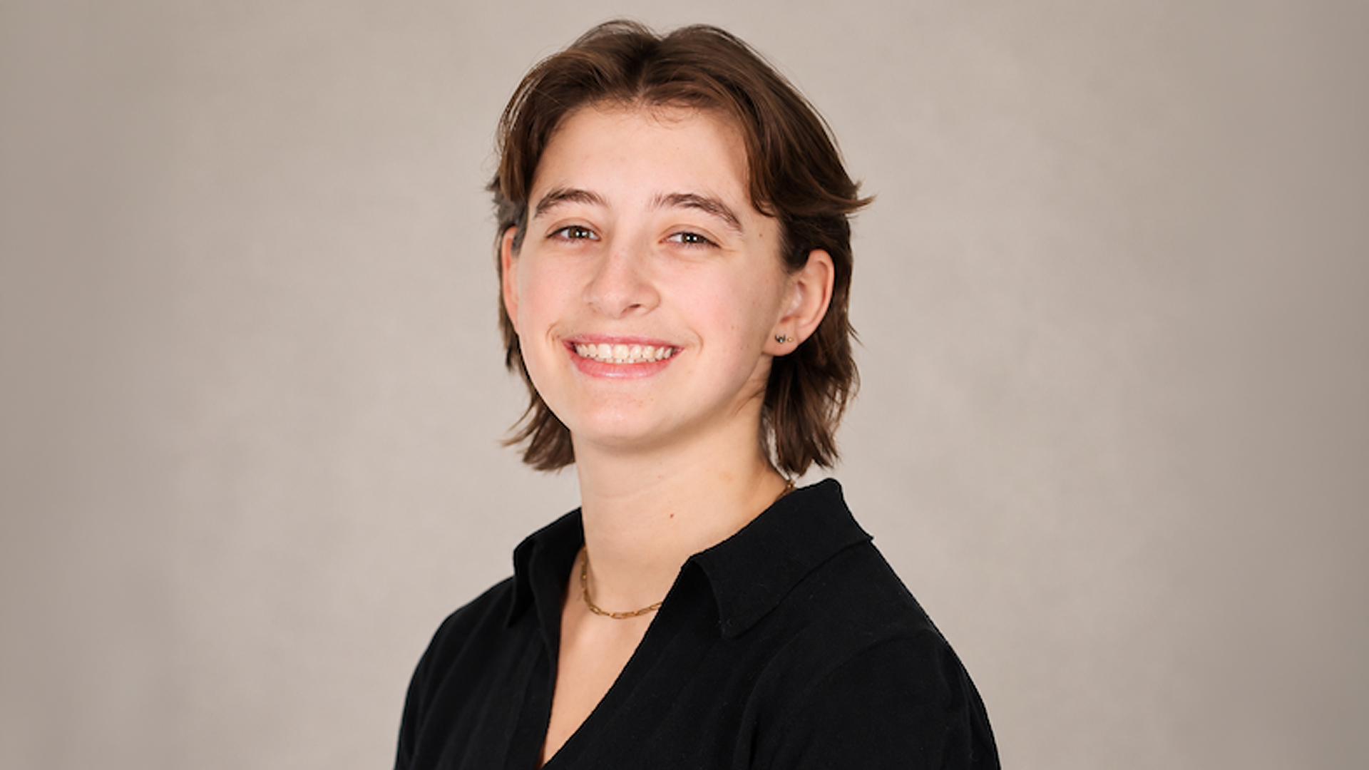 Roxie Freifeld headshot