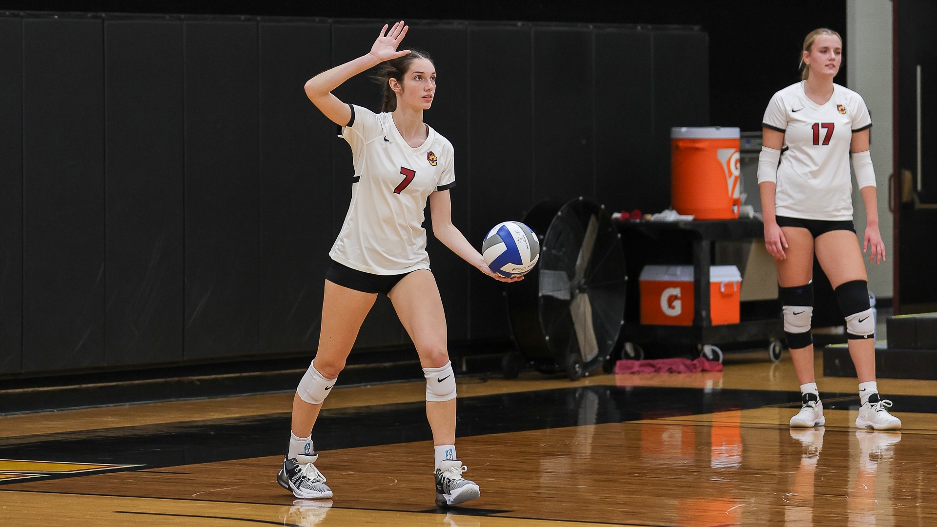 Brylie Peters gets ready to serve the ball