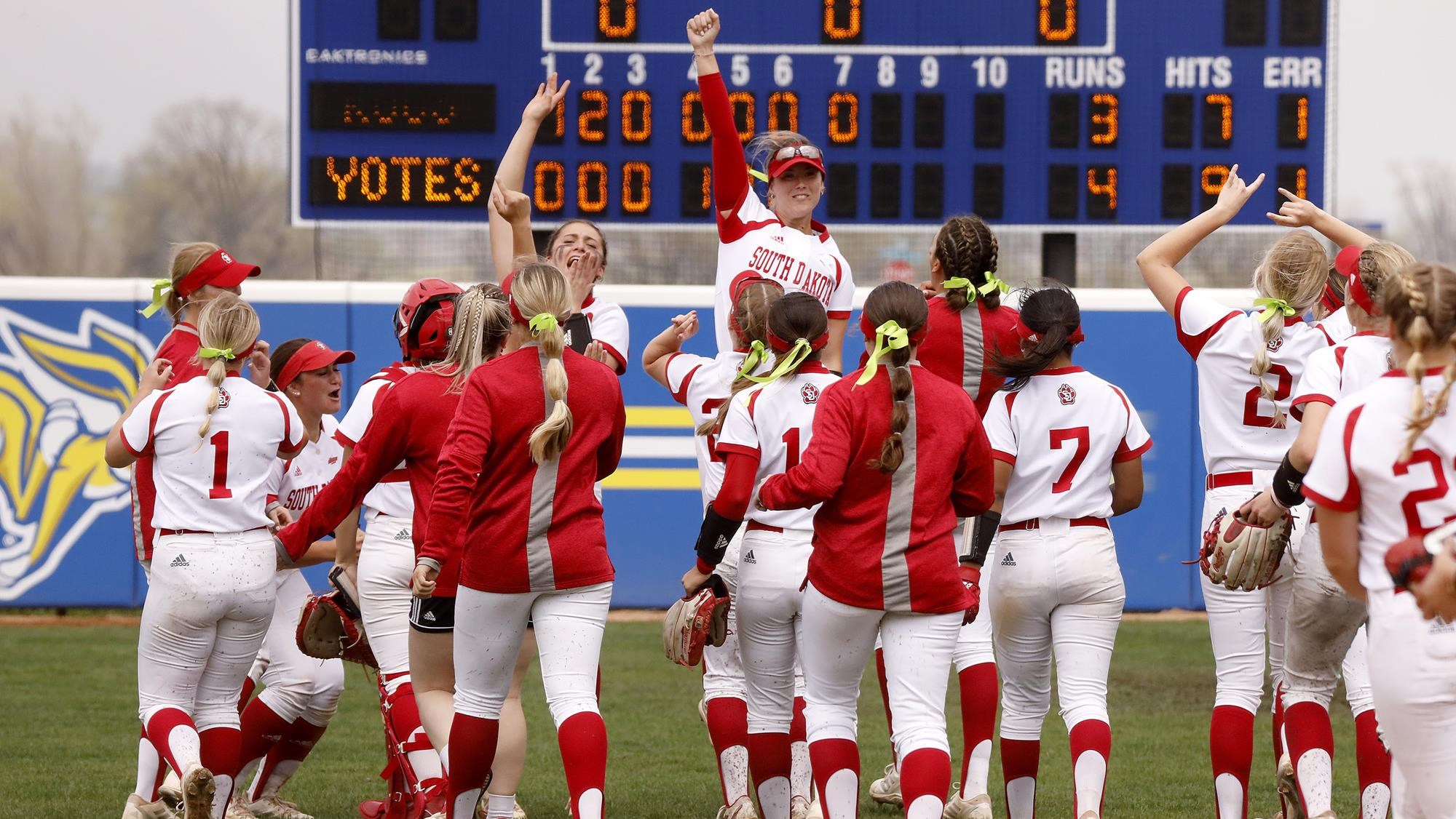Summit Softball Tournament moves to Vermillion University of South