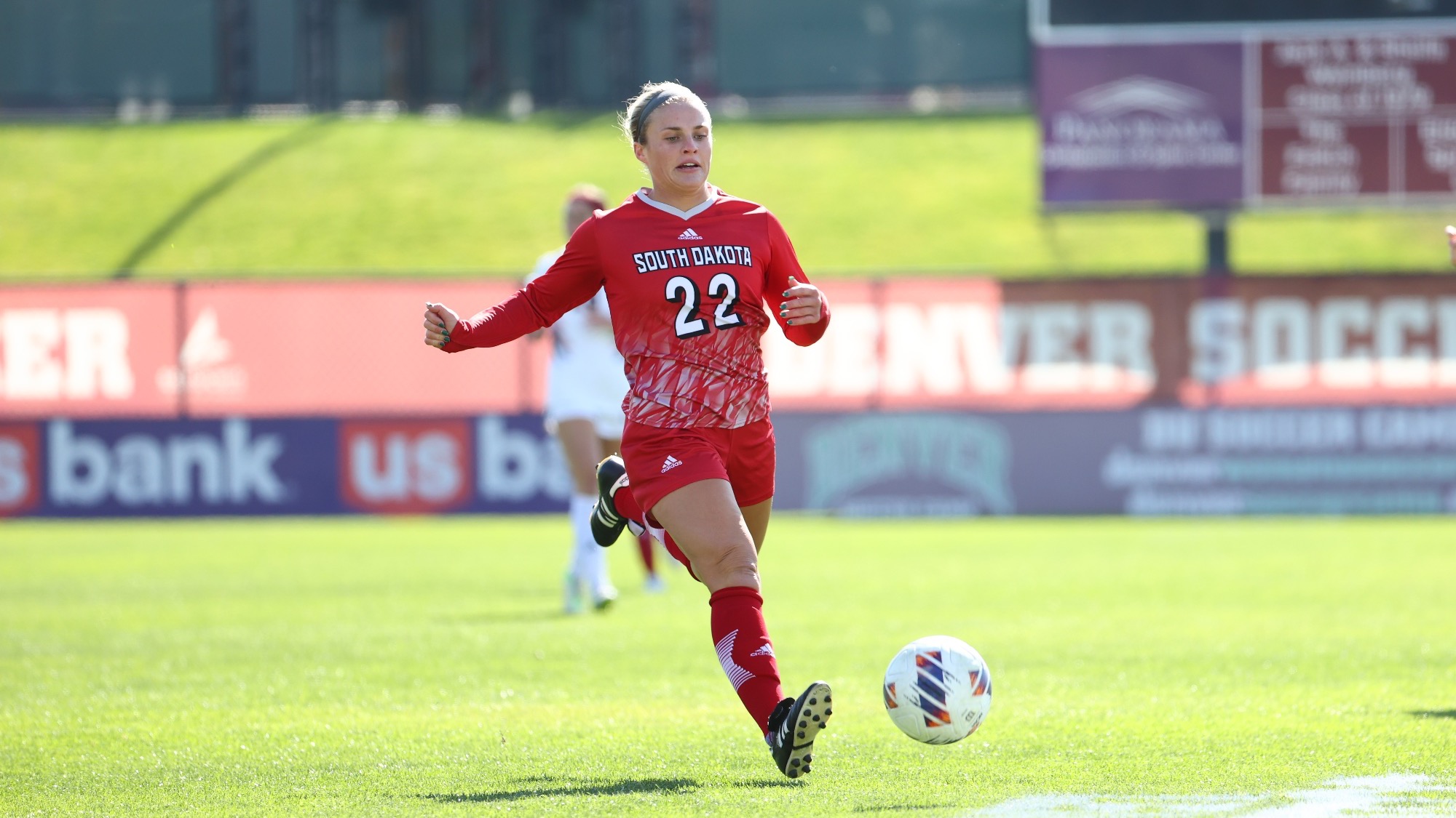 Coyotes fall to Omaha in quarterfinal University of South Dakota