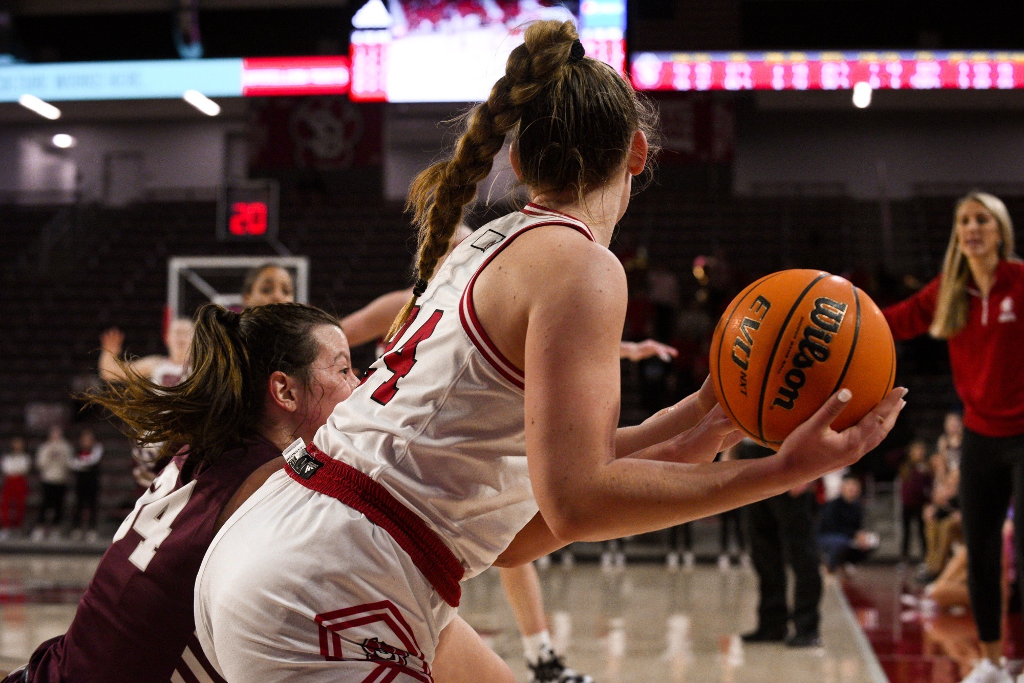 Walker Demers Women's Basketball University of South Dakota Athletics