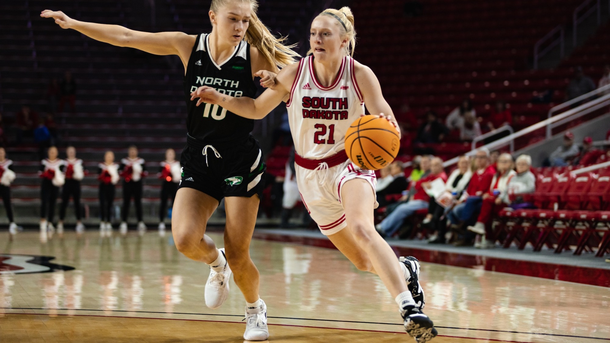 Grace Larkins Women's Basketball University of South Dakota Athletics