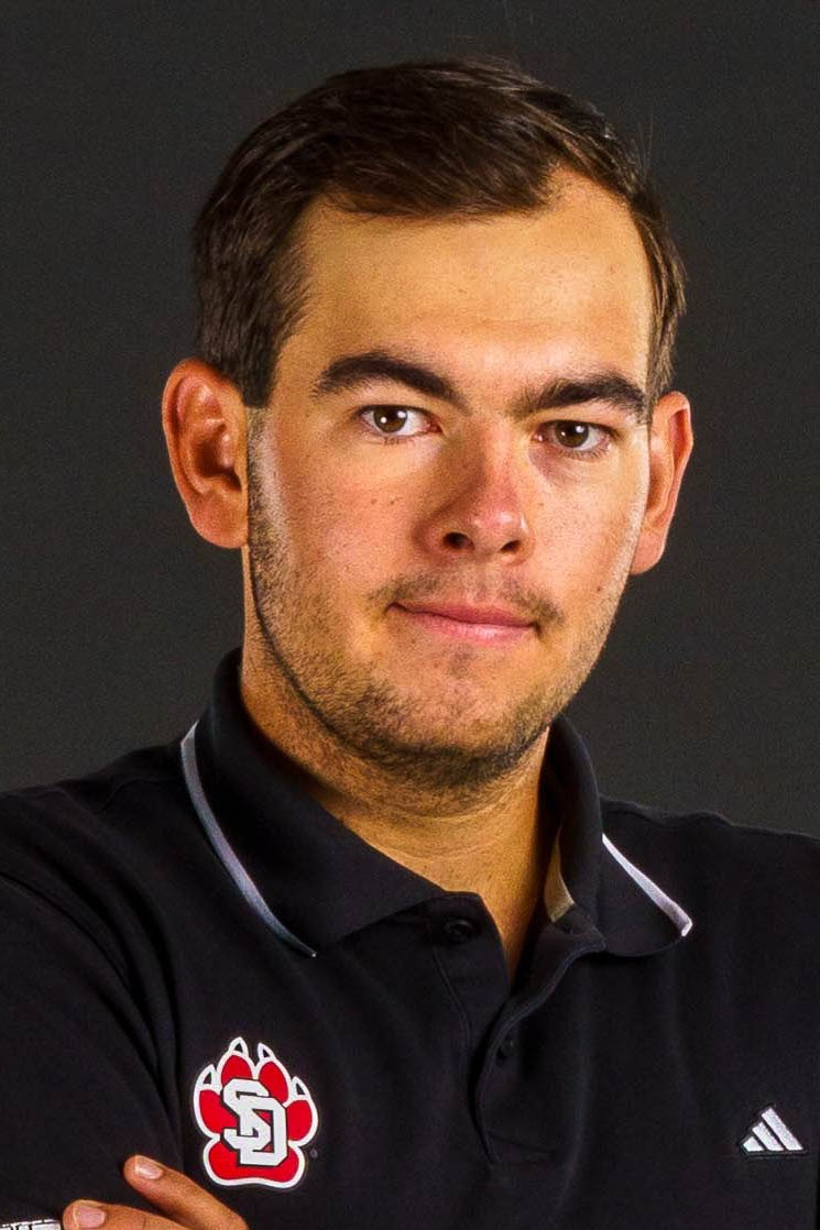 MGolf_Logan_Headshot