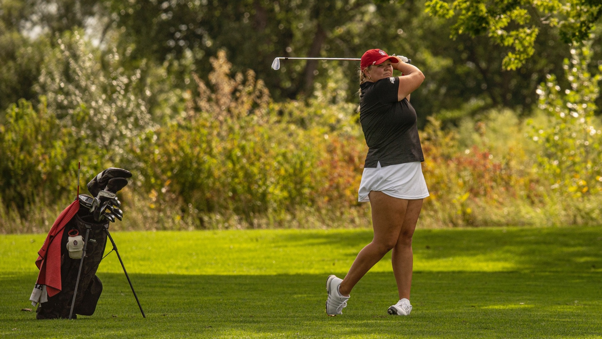 Ella shooting from the fairway