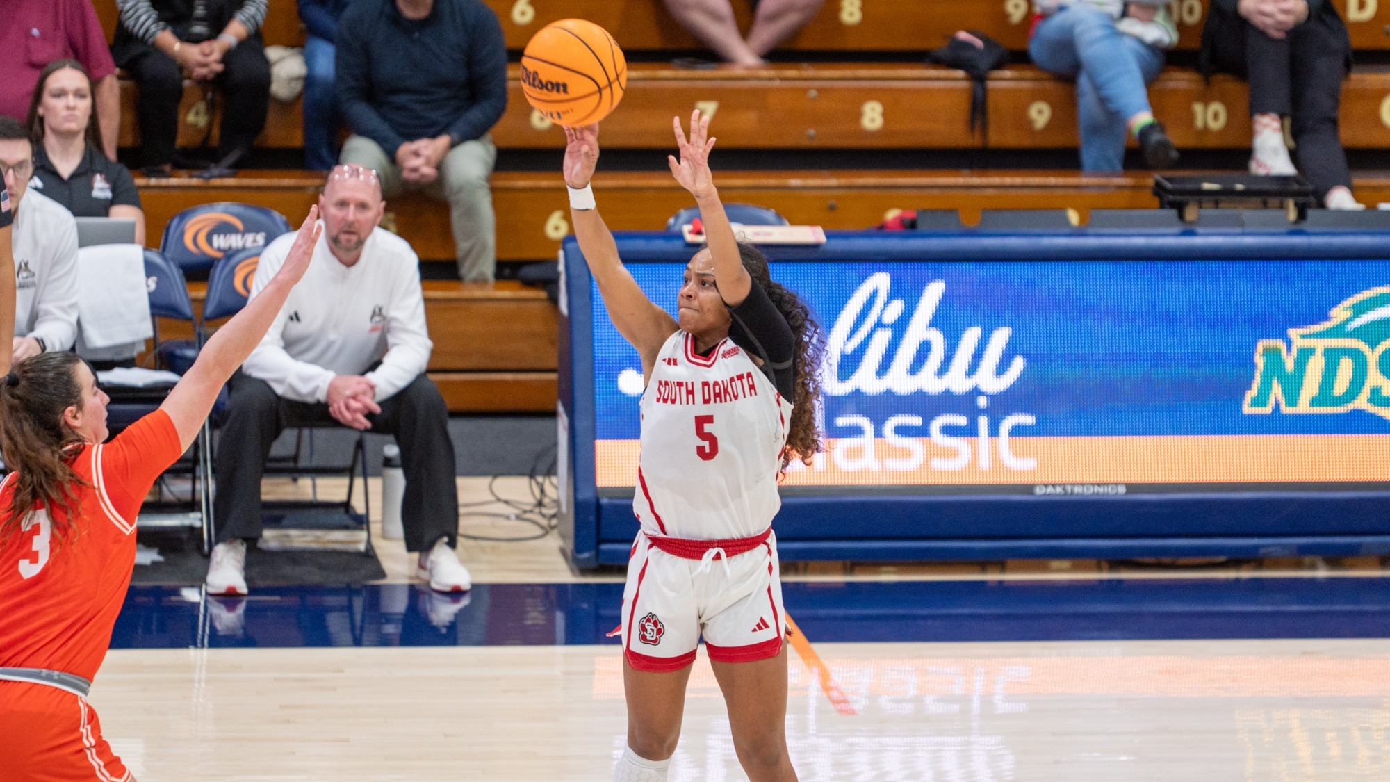 Angelina Robles puts up a three-pointer against UTRGV in Malibu