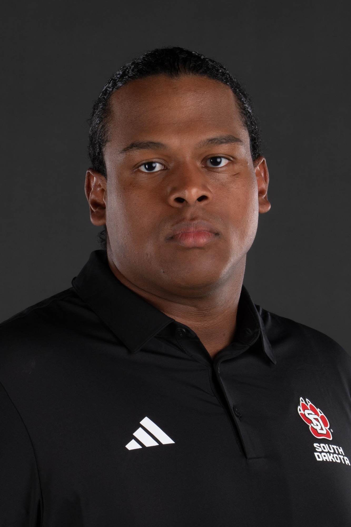 football-kyle-taylor-head-shot-Aug2025