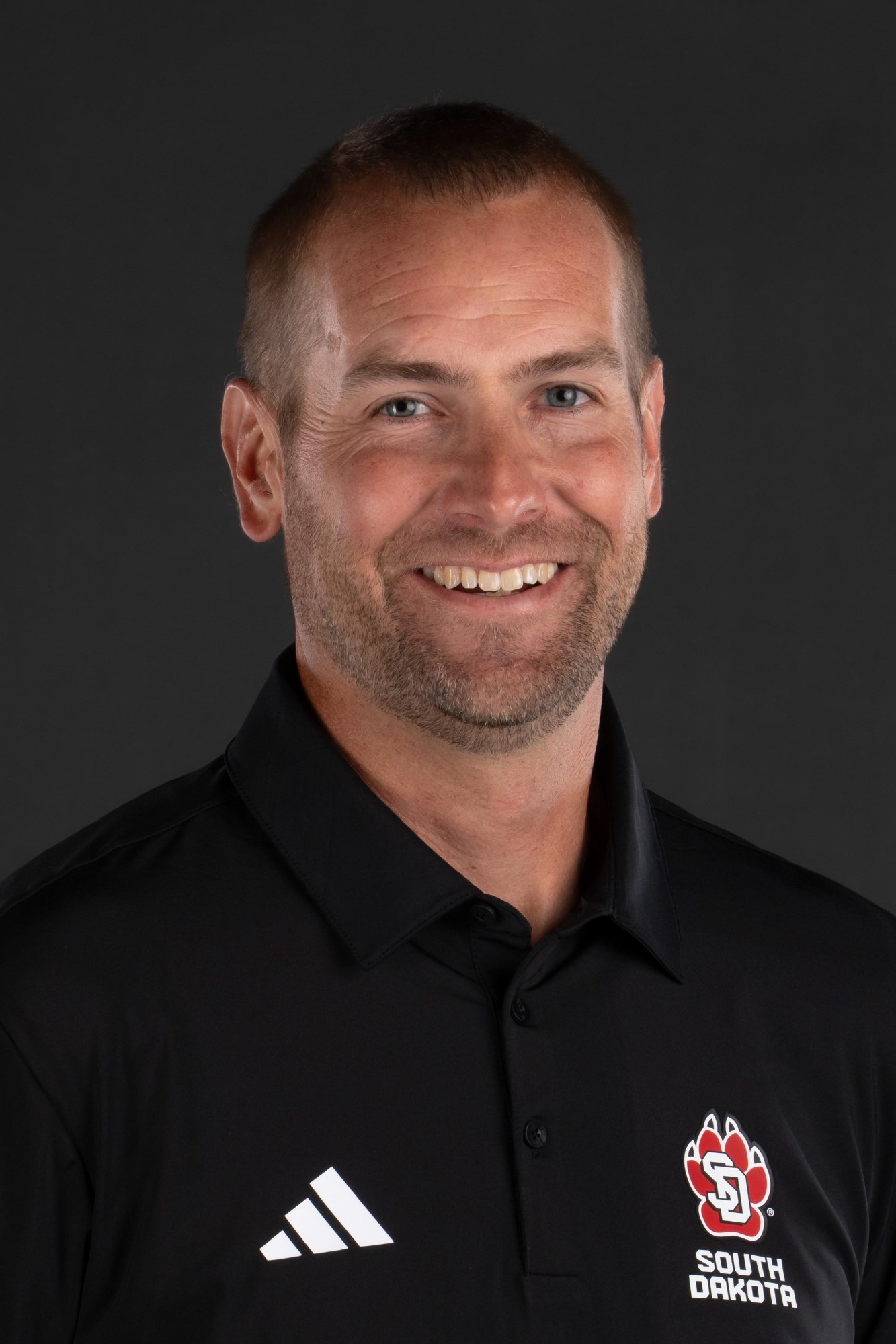 football-matt-vitzthum-head-shot-Aug2025