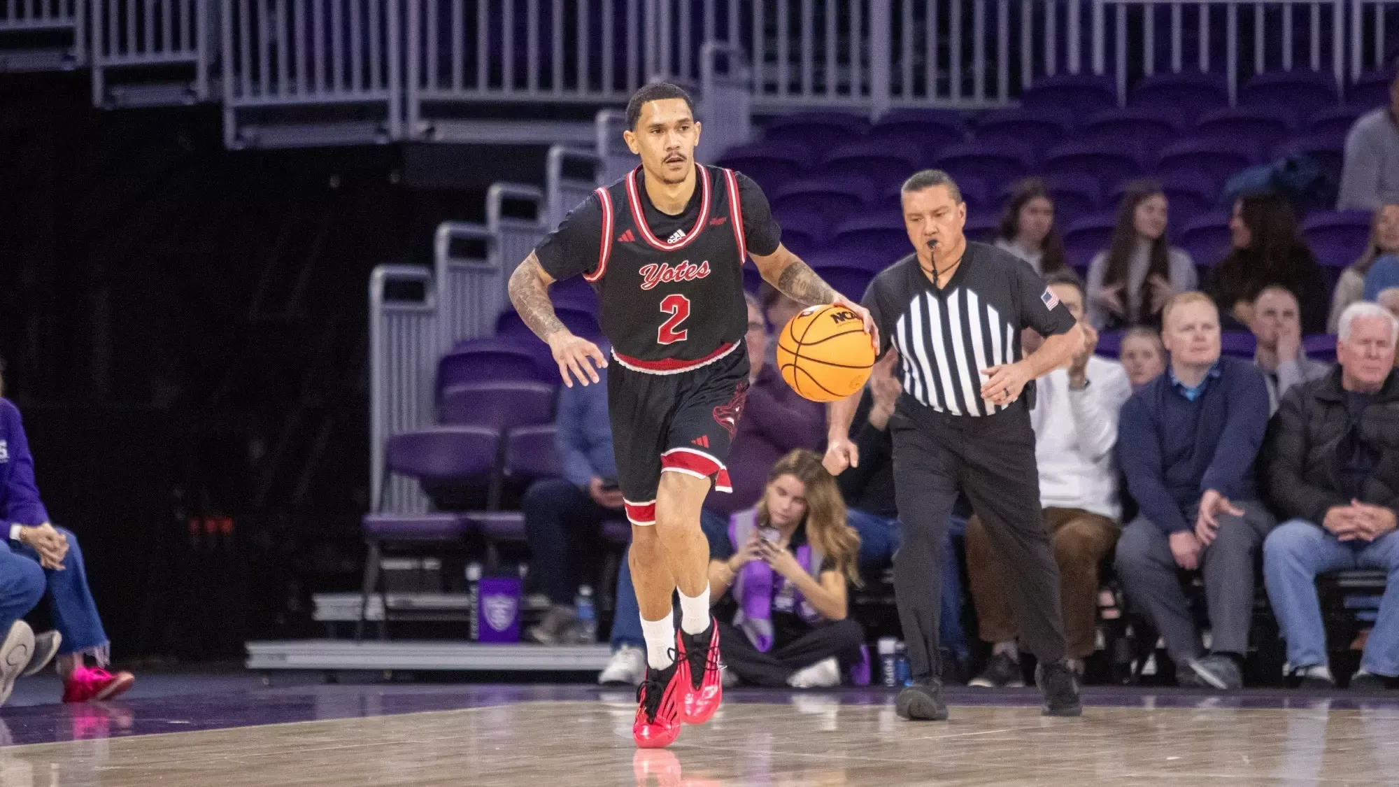 Trent Hudgens bringing the ball up against St. Thomas 010726
