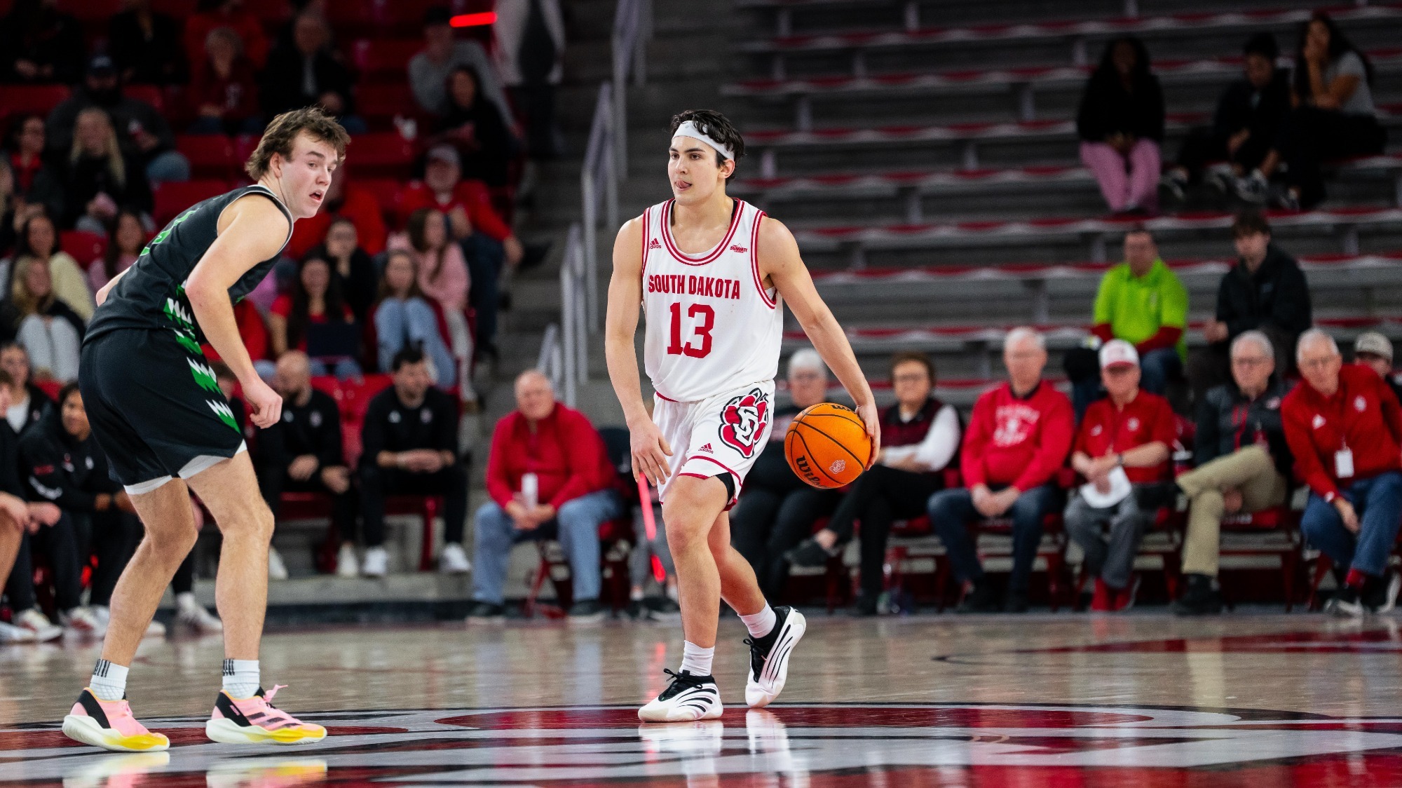 Silas Bennion bringing the ball up the floor against North Dakota 2025-26