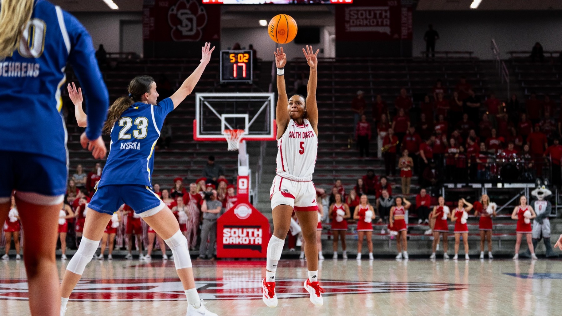 Angelina Robles shoots the ball against SDSU Saturday in the SCSC