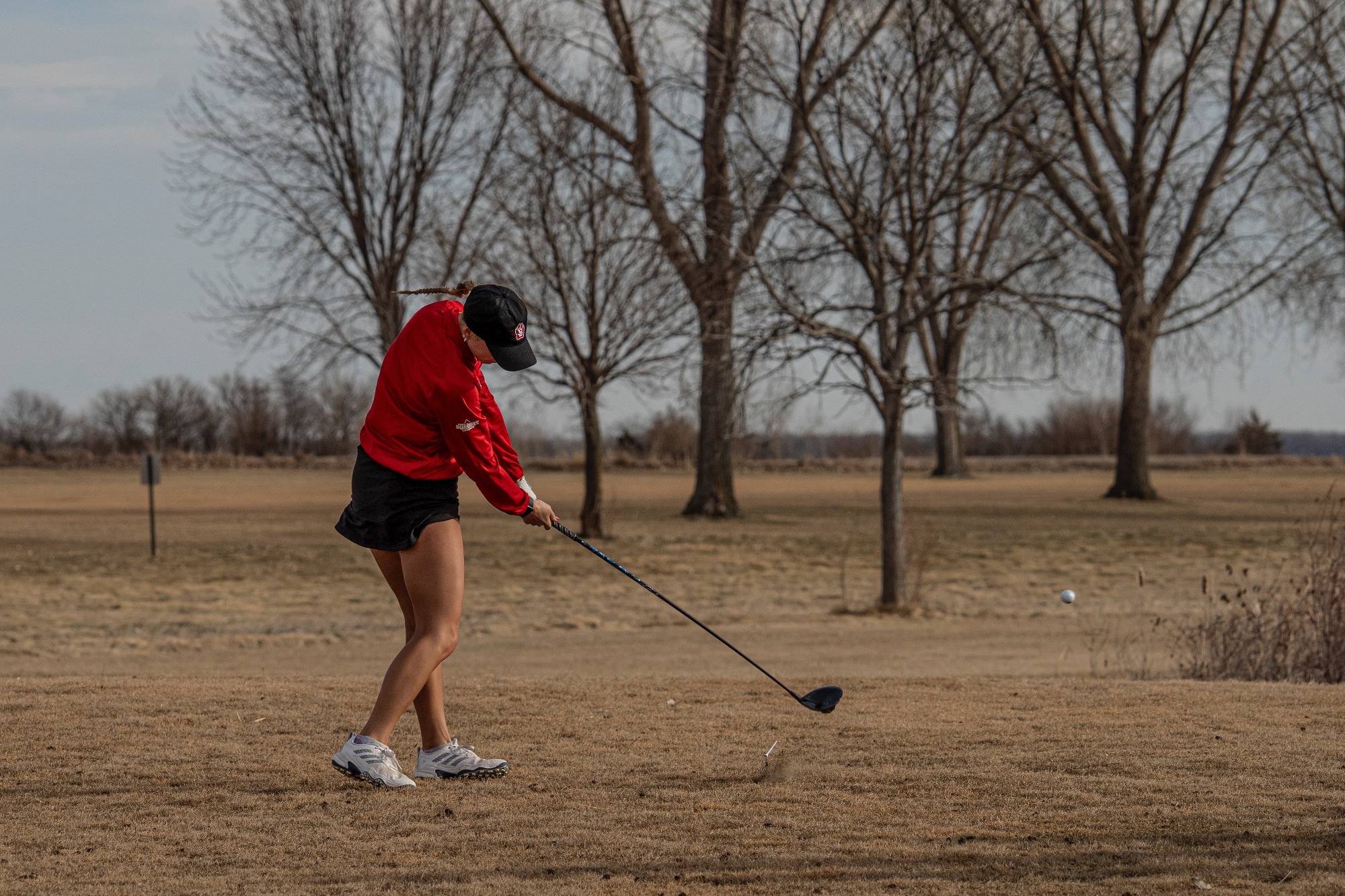 Alexa Wingnean golfing