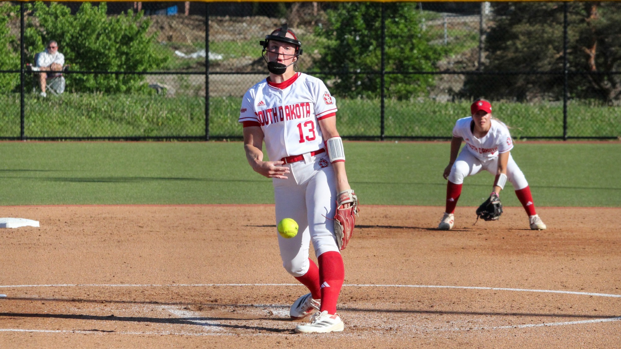 softball-evans-pitching-game1-kansas-city-recap-2026