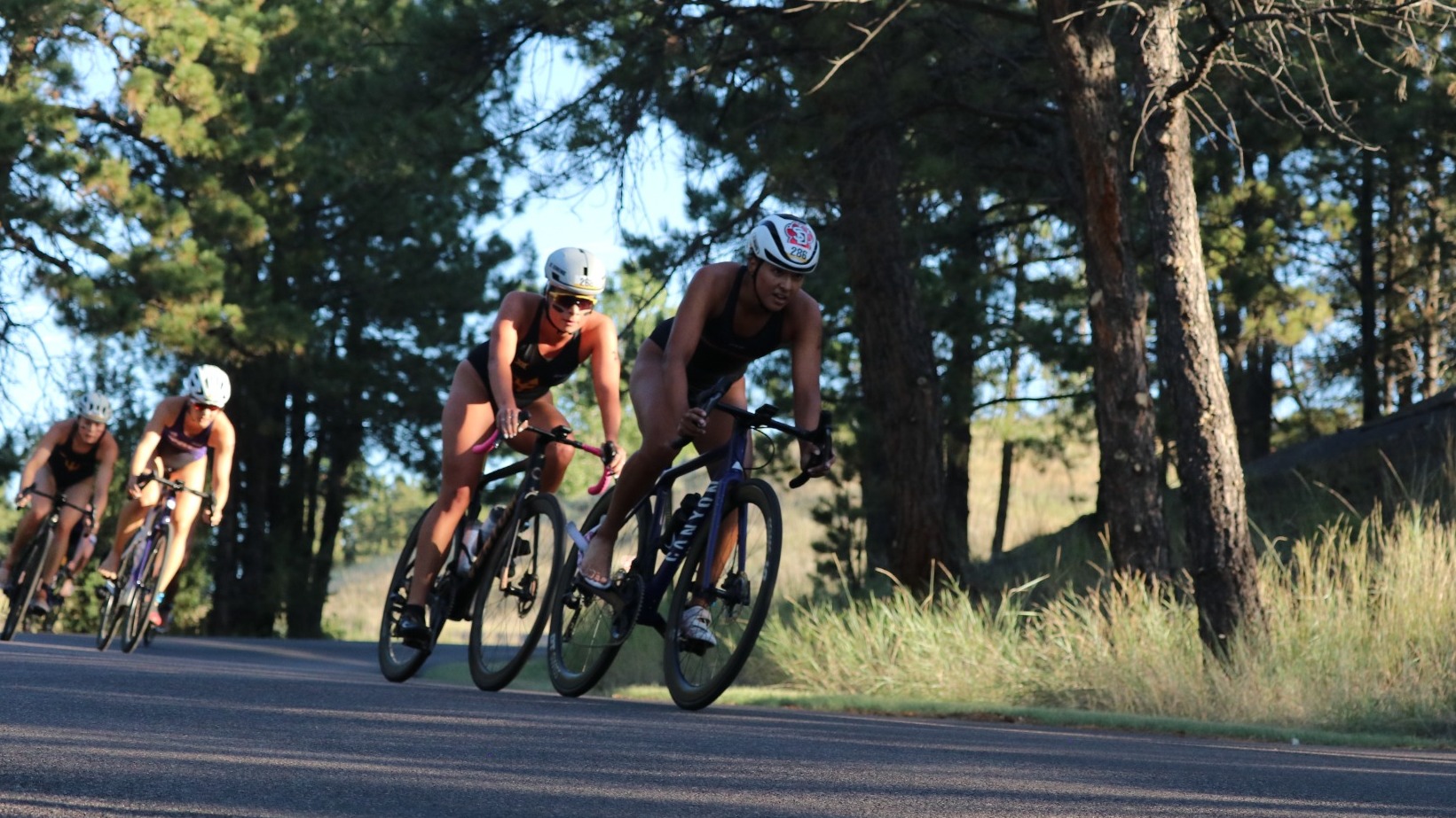 Alexa Magallon competes at the Southern Hills Collegiate Cup