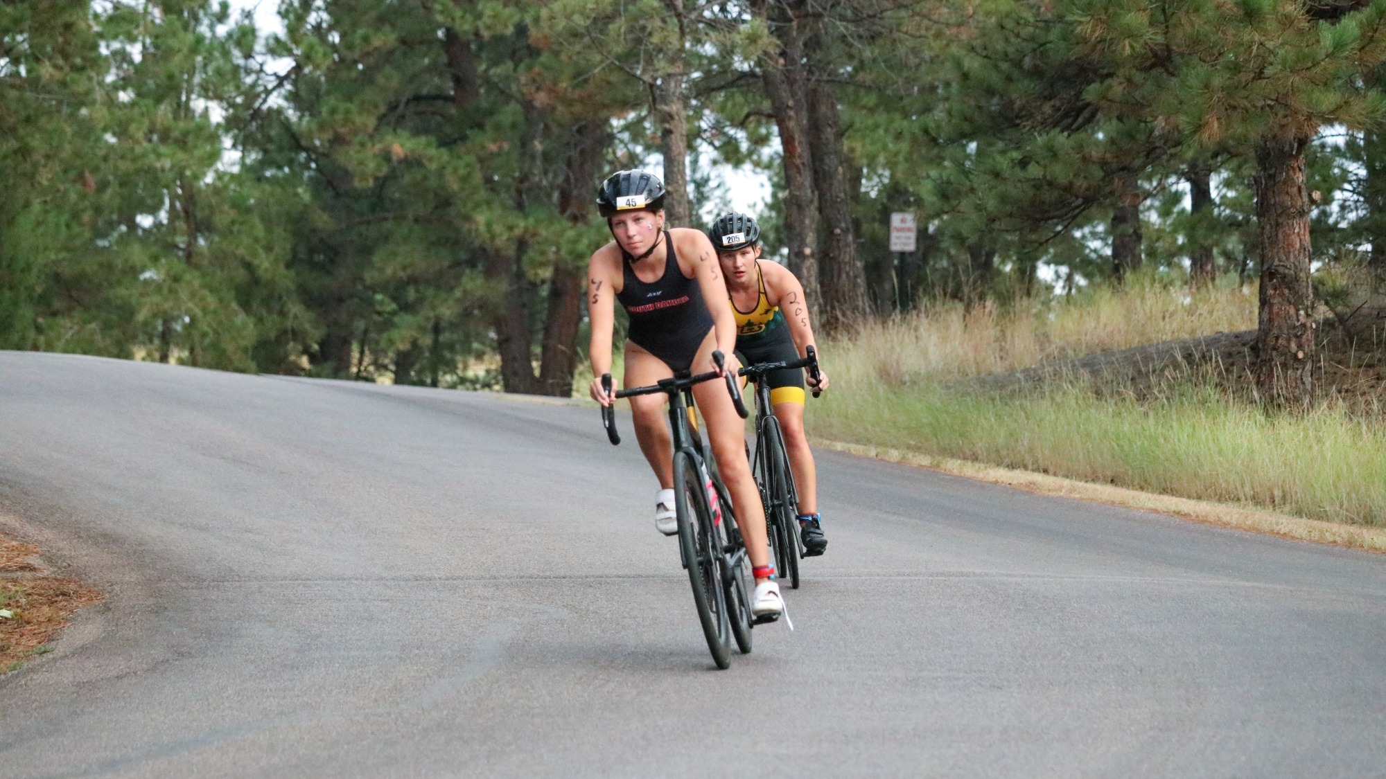 Sydni Sawyer competes at Southern Hills in 2025