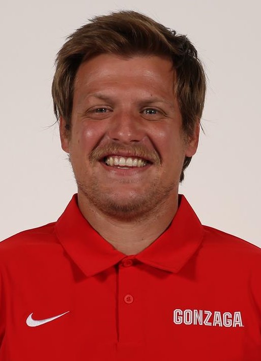2020 headshot tyler brown