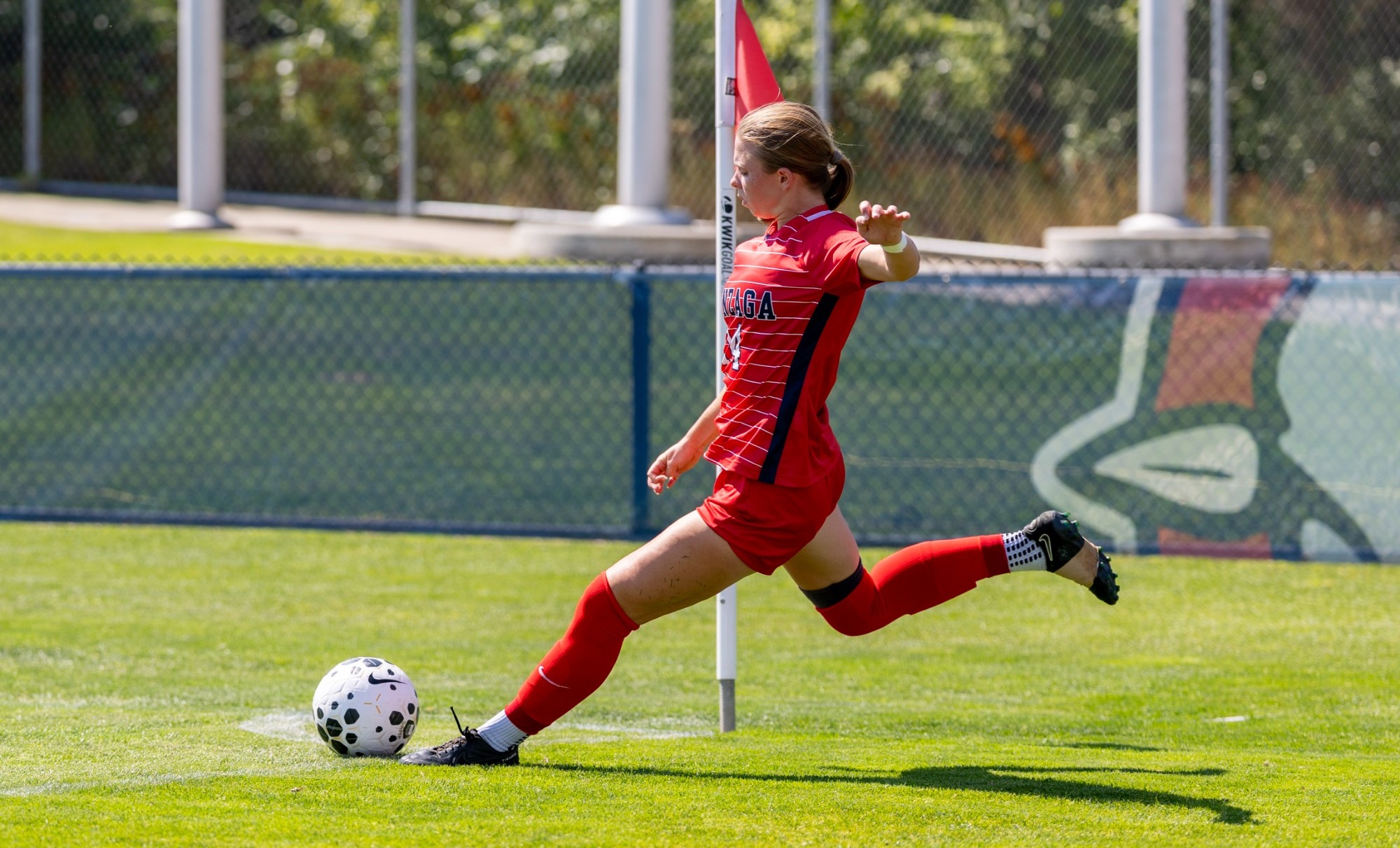 Severn corner kick