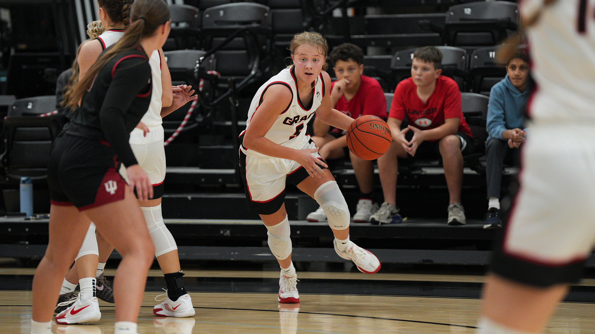 Emma Sperry WBB drive wing 2025