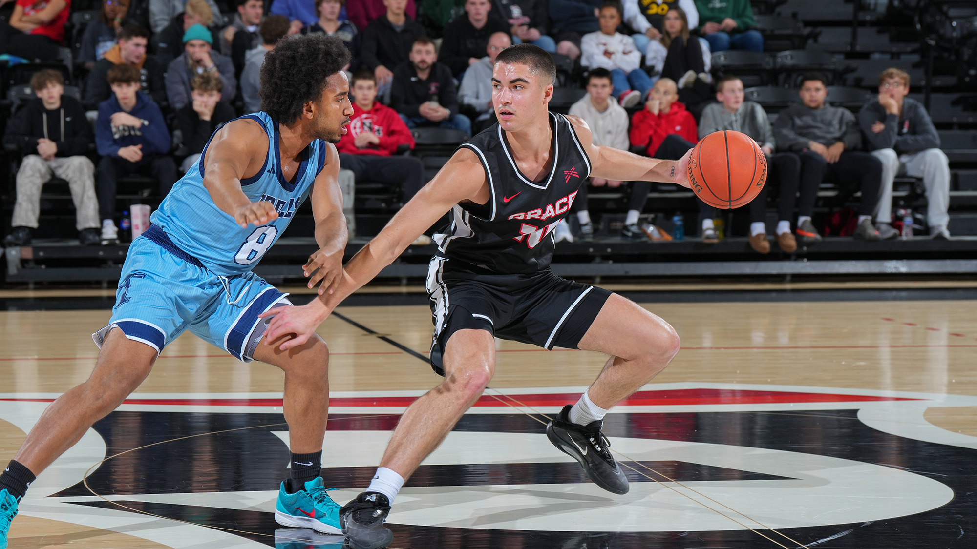 Cannen Houser MBB pullback dribble halfcourt 2025