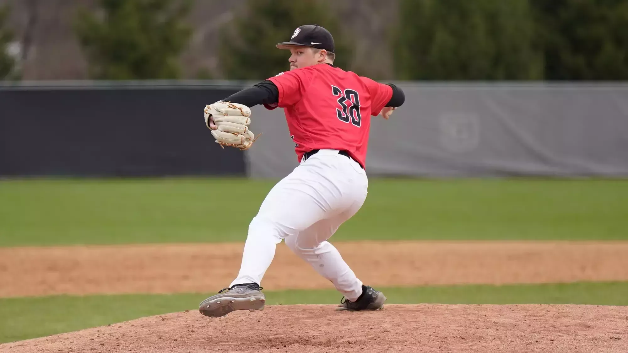 Kyle Showley BASE red pitch stretch straight on 2025