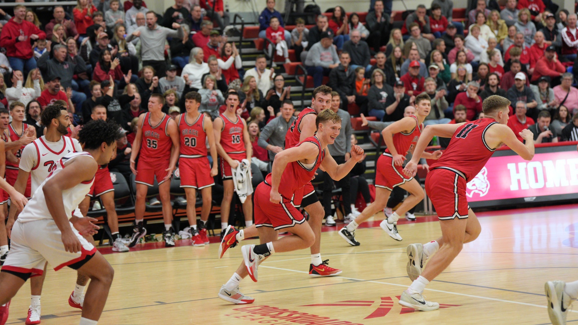 MBB smiles cheer team scoring 2026