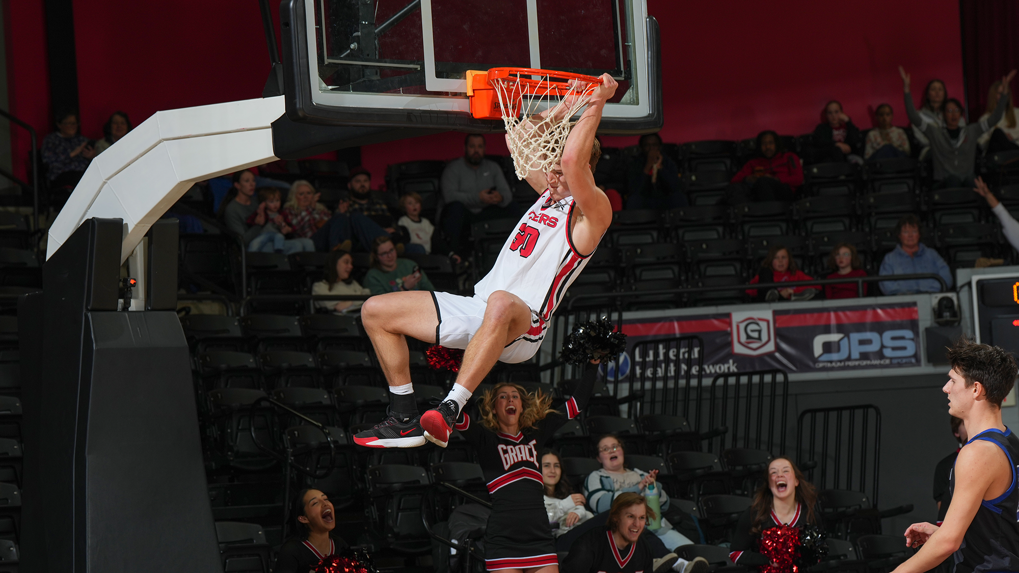 Gage Sefton MBB breakaway dunk 2026