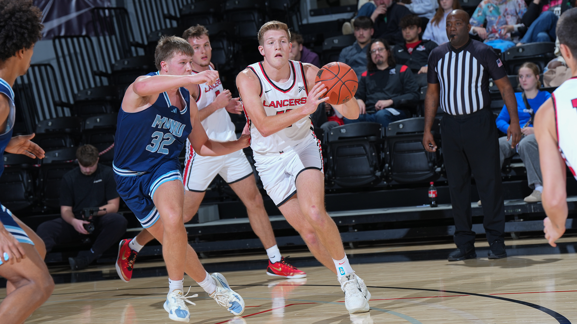 Gavin Betten MBB drive and kick 2025